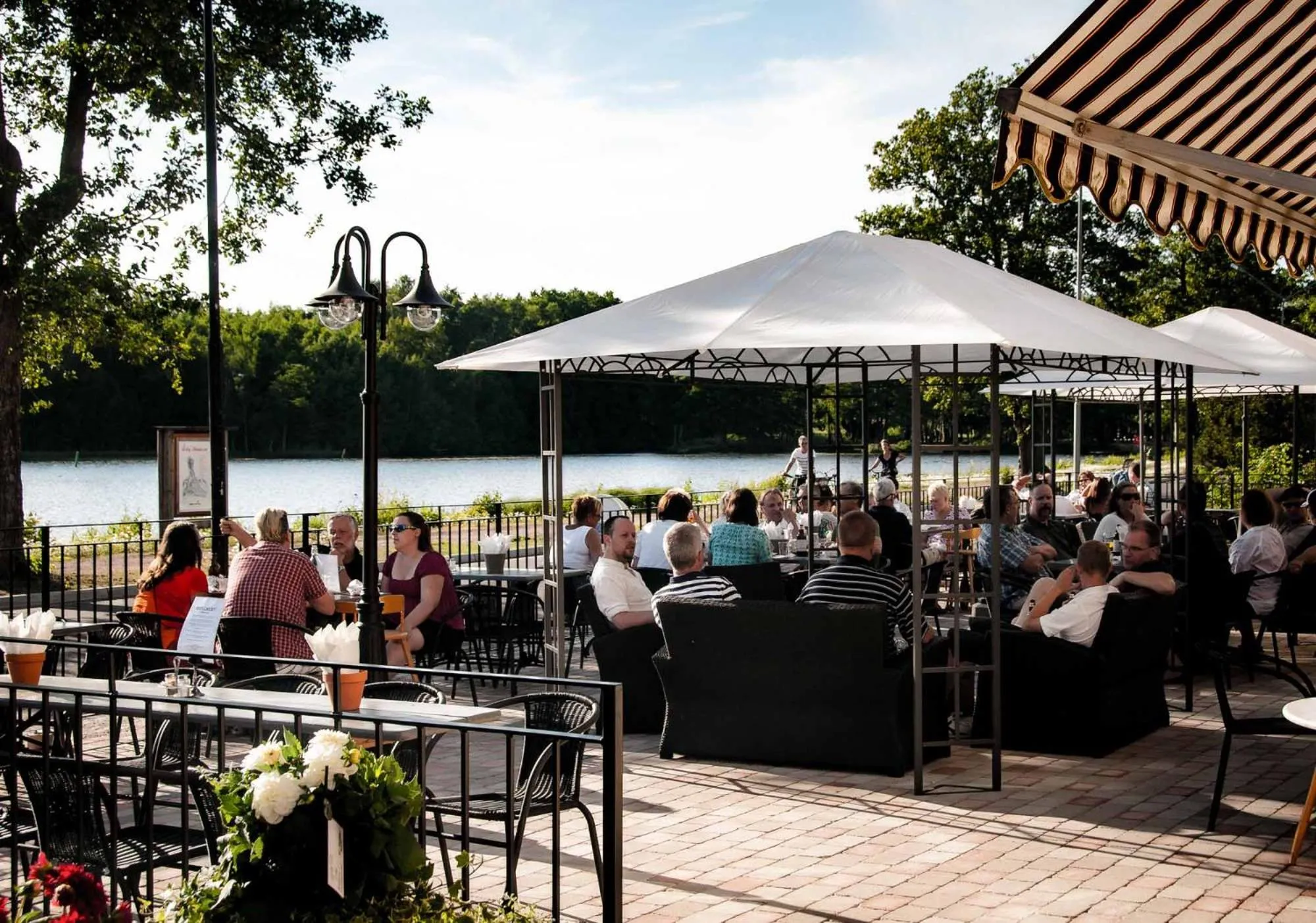 Restaurant/places to eat in Åsby Hotell