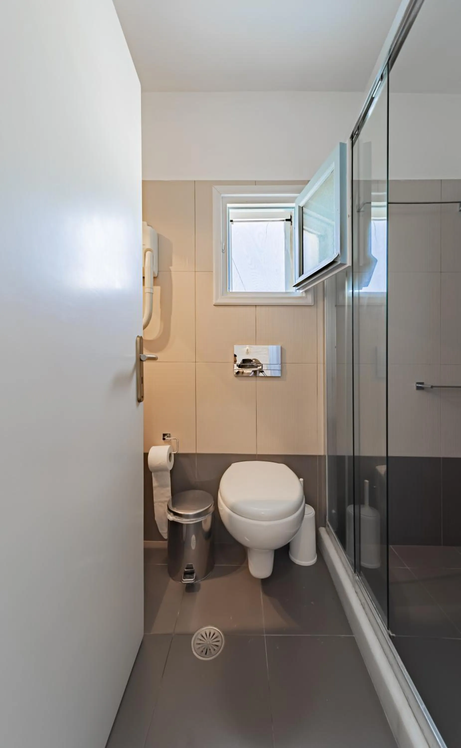 Bathroom in Agia Anna Living