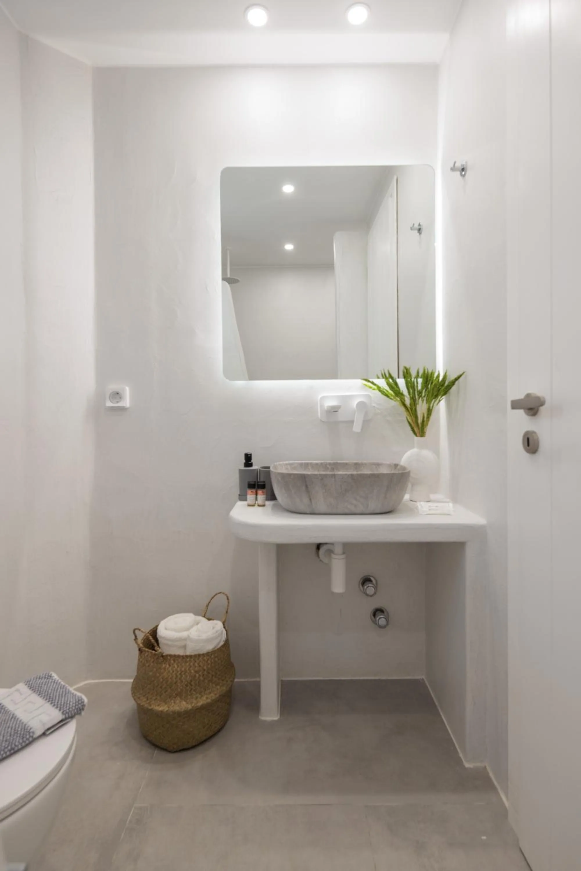 Bathroom in Agia Anna Living