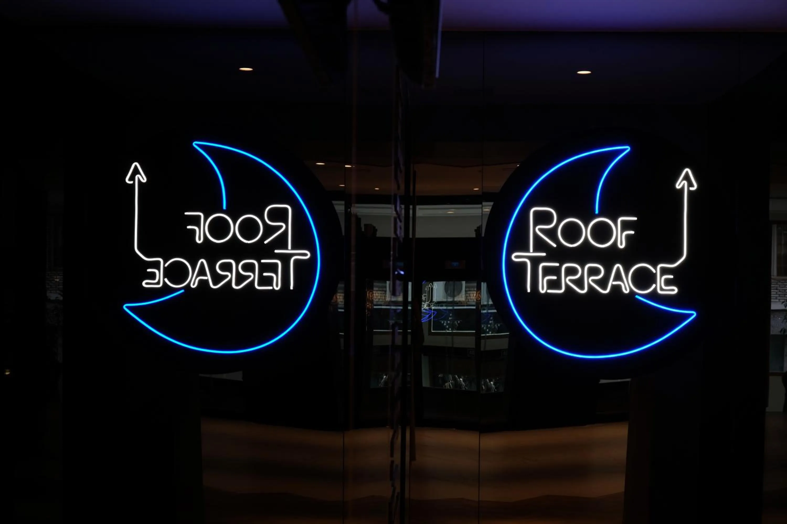 Property logo or sign in Hotel Voramar