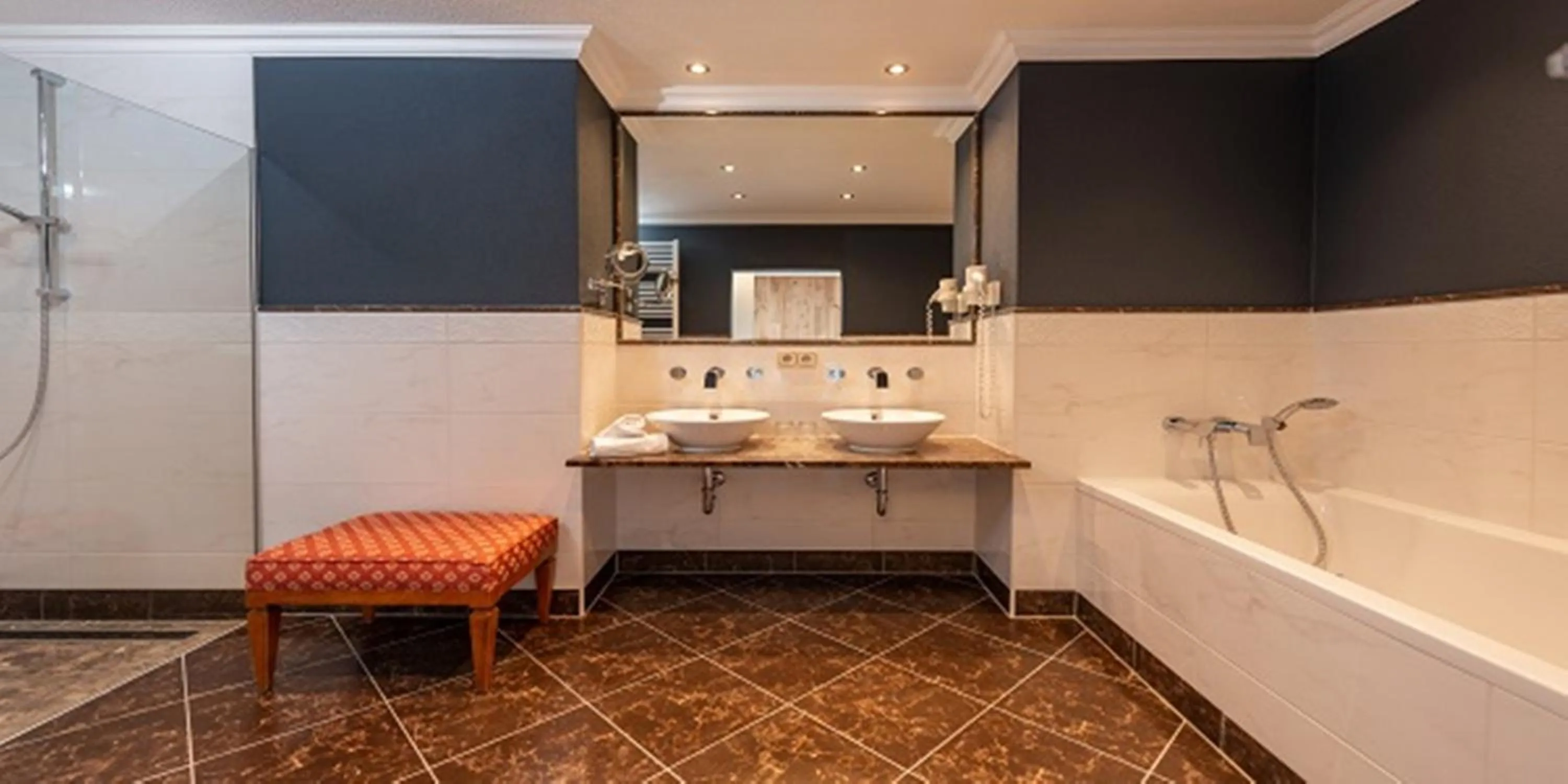 Bathroom in Erzherzog Johann Alpin Style Hotel - Adults Only