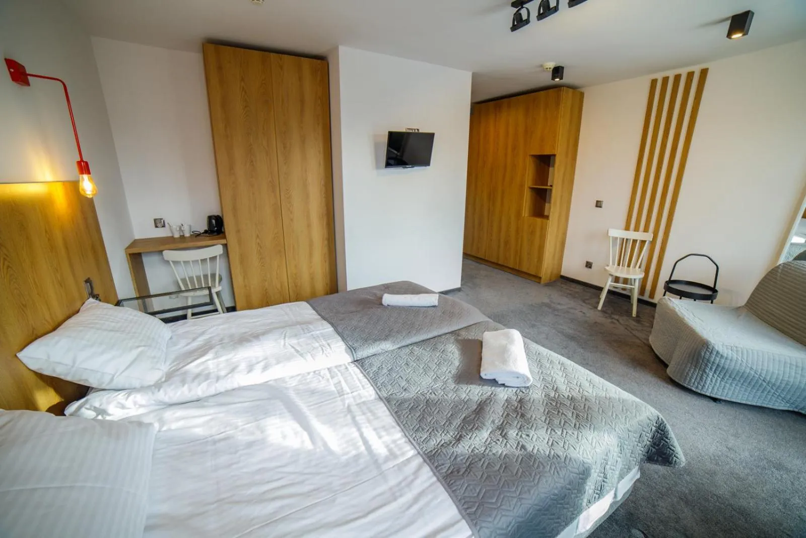 TV and multimedia, Bed in Krokus