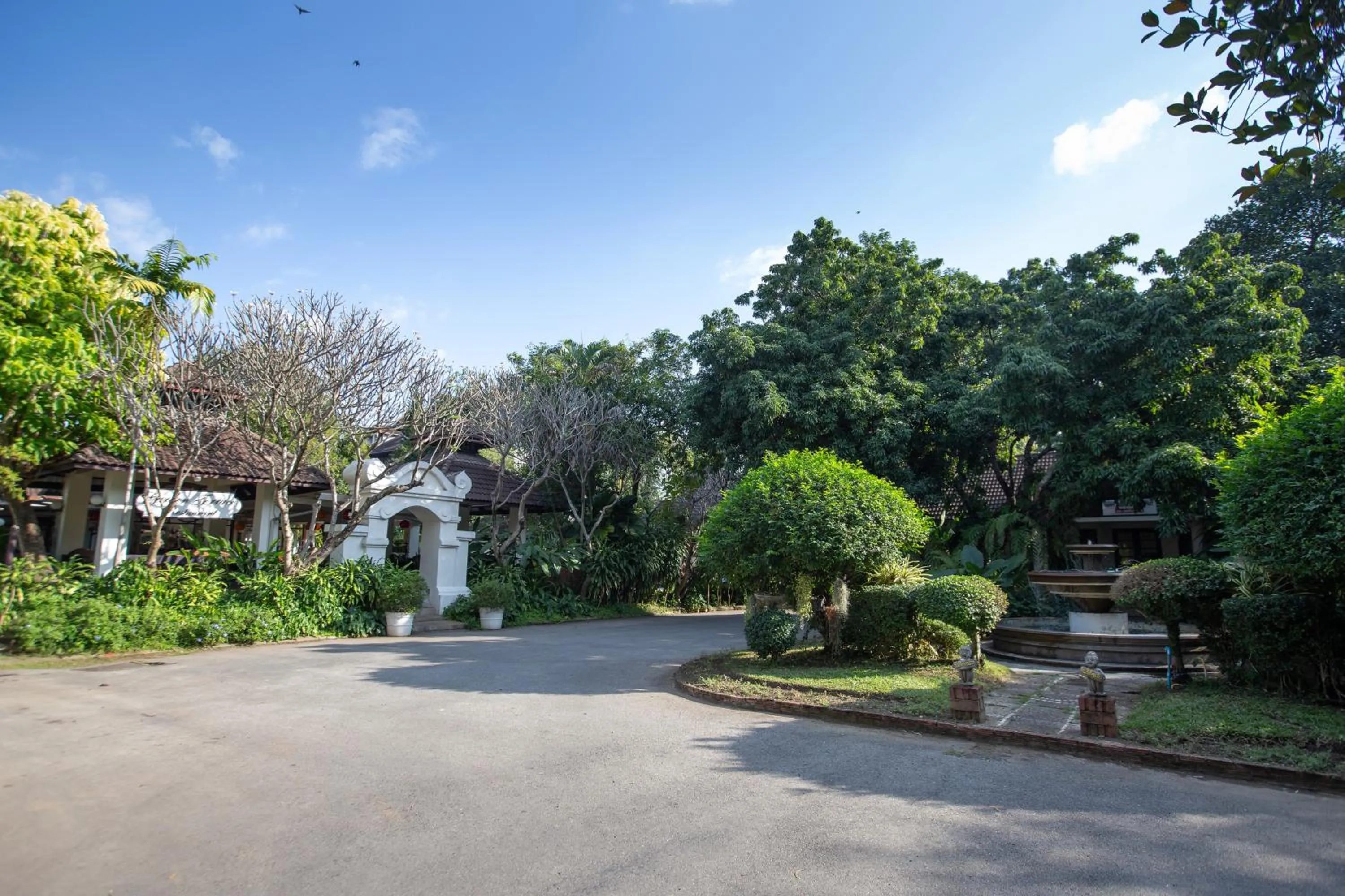 Facade/entrance in Eurasia Chiang Mai Hotel