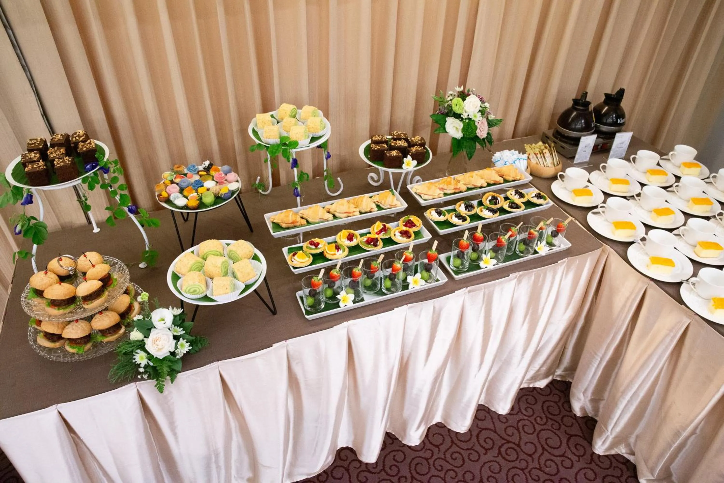 Food and drinks in Eurasia Chiang Mai Hotel