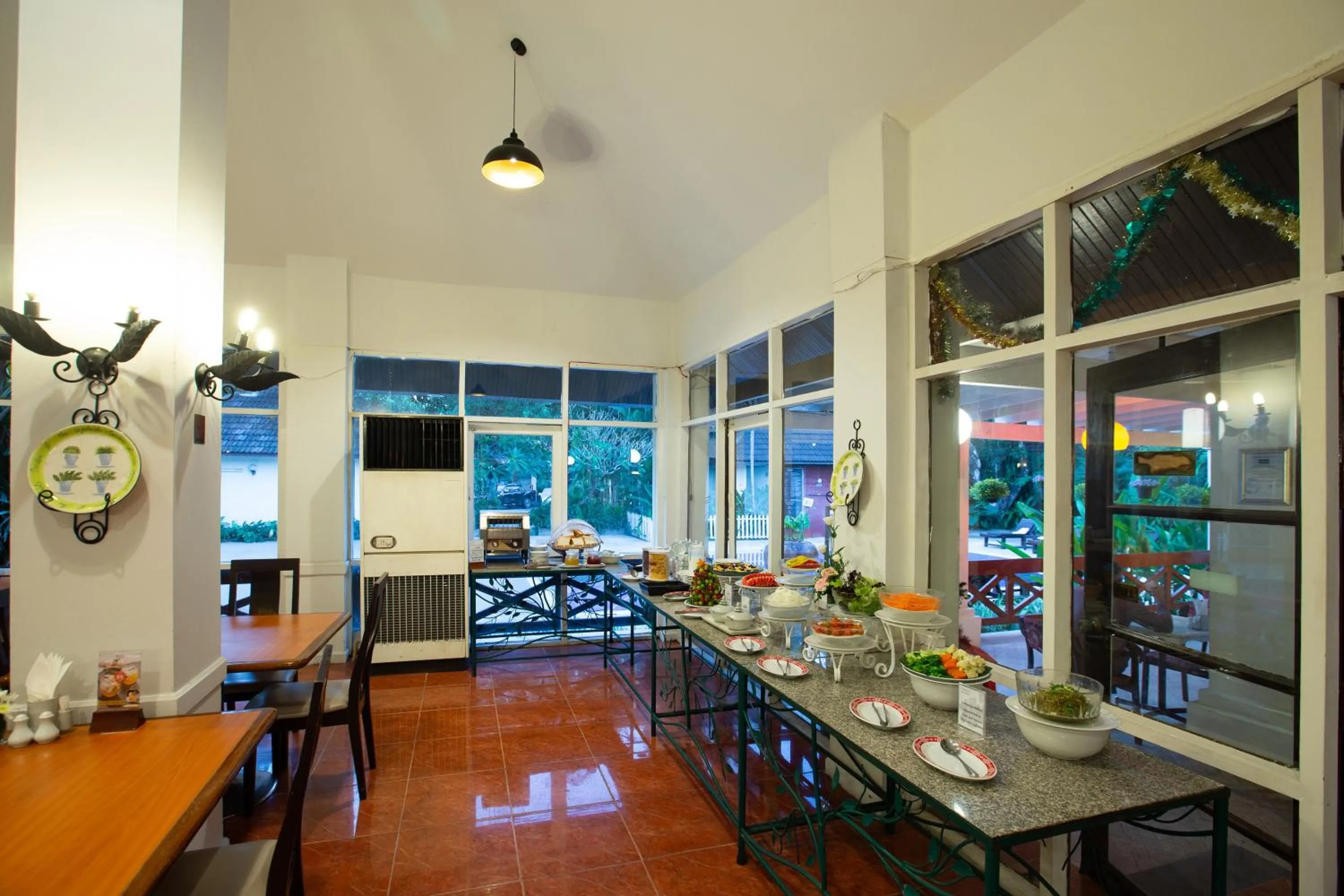 Restaurant/places to eat in Eurasia Chiang Mai Hotel