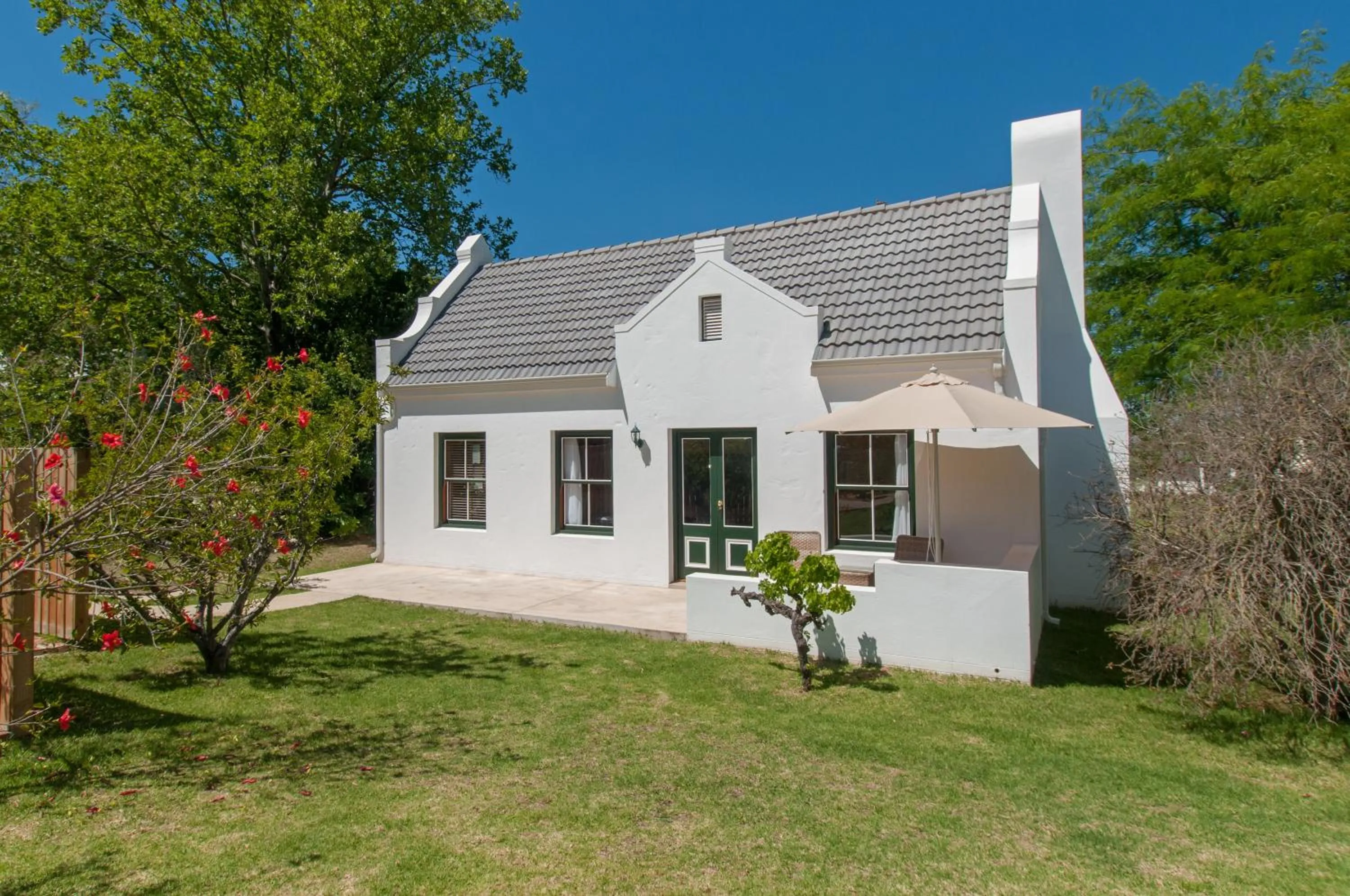 Property building in Hotel Roosje van de Kaap