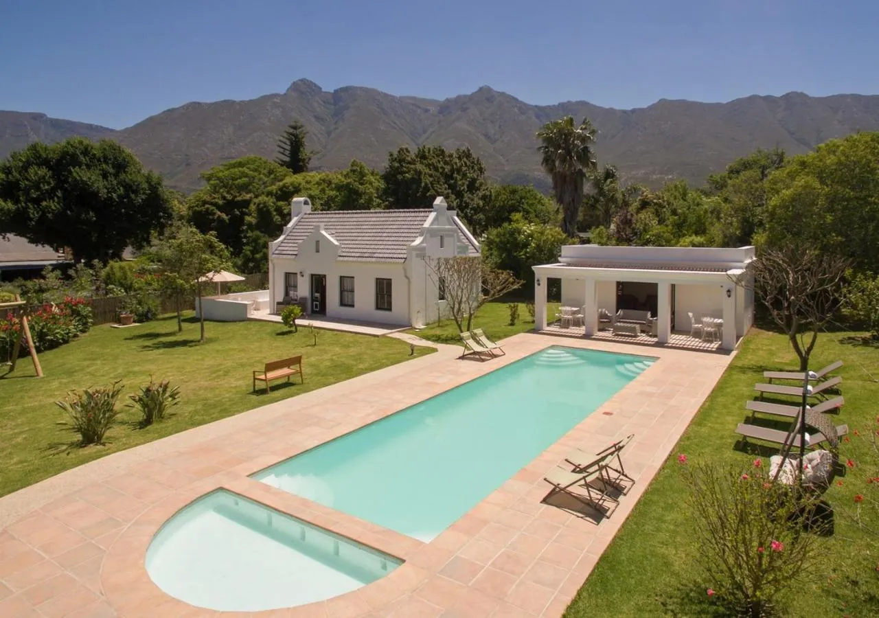 Mountain view in Hotel Roosje van de Kaap