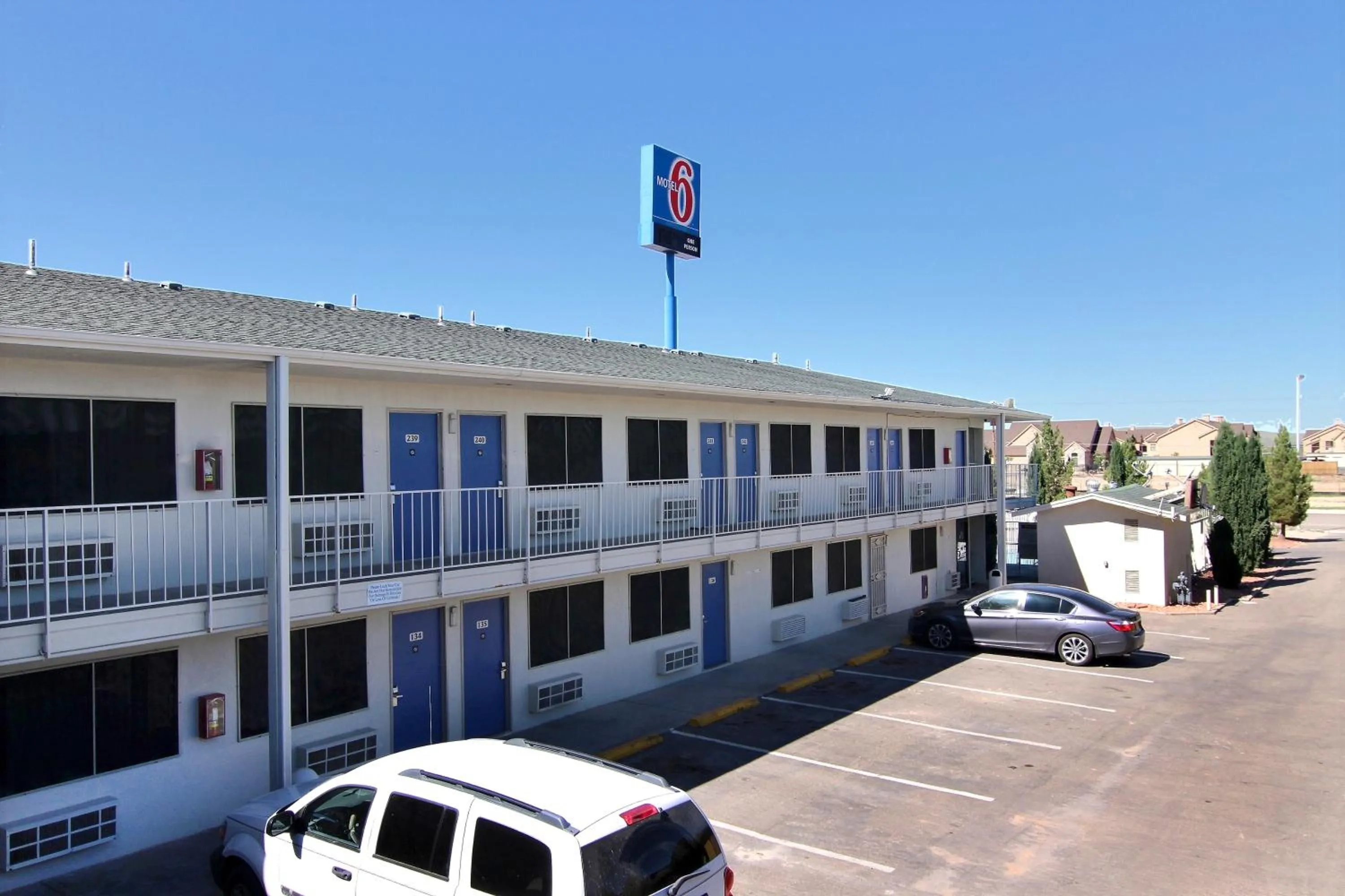 Facade/entrance in Motel 6-Carlsbad, NM