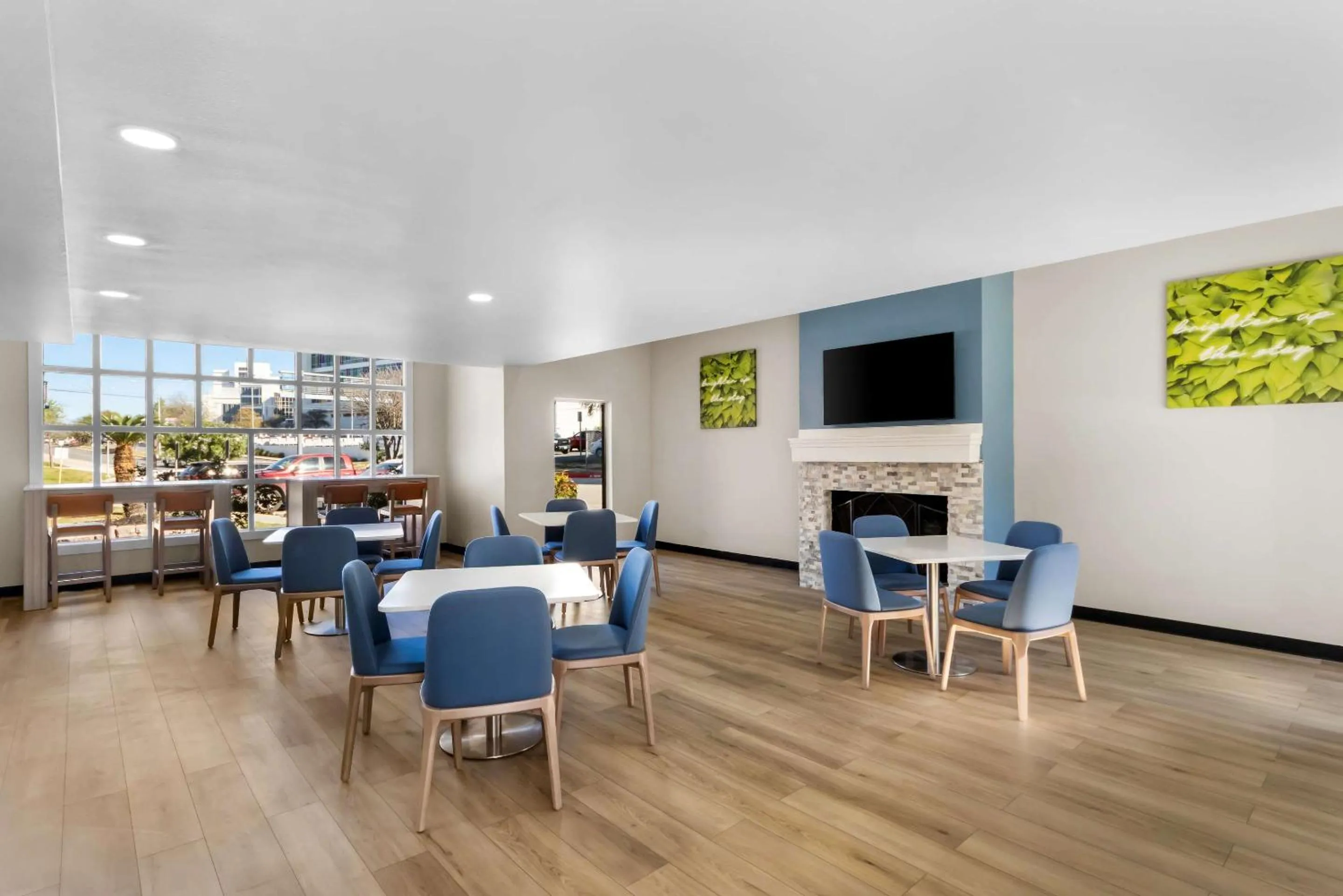 Breakfast in Motel 6-San Antonio, TX - Medical Center South