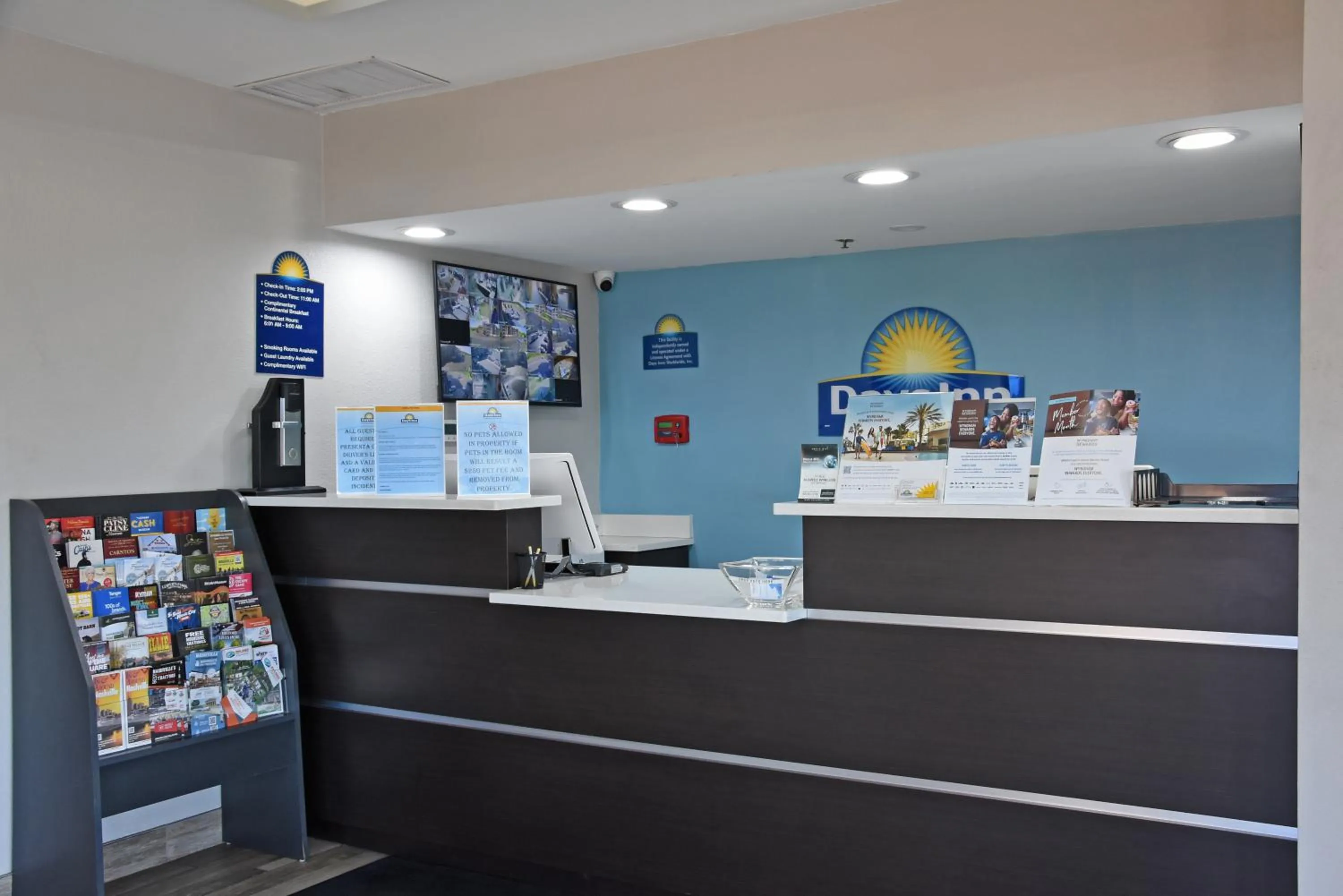 Lobby or reception in Days Inn by Wyndham Lebanon