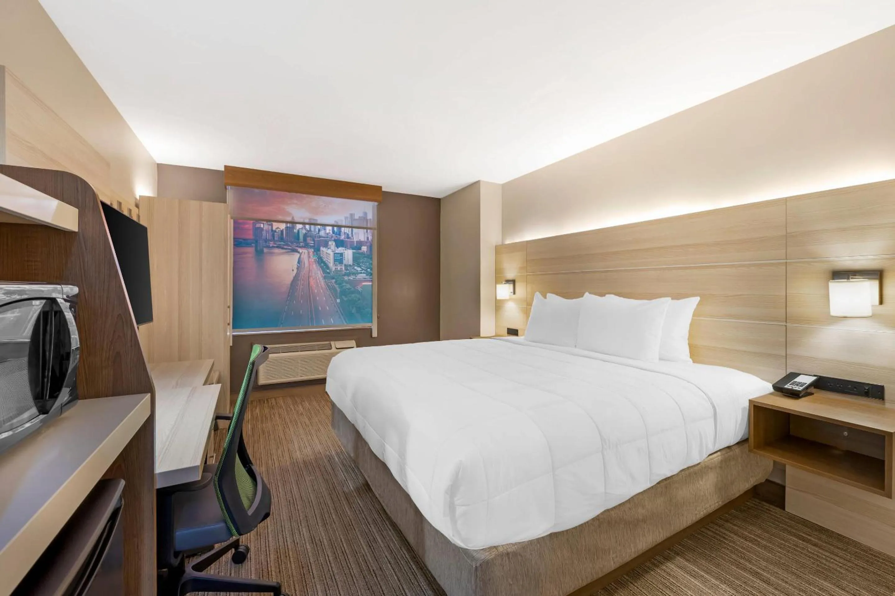 Bedroom, Bed in Country Inn & Suites by Radisson, Staten Island