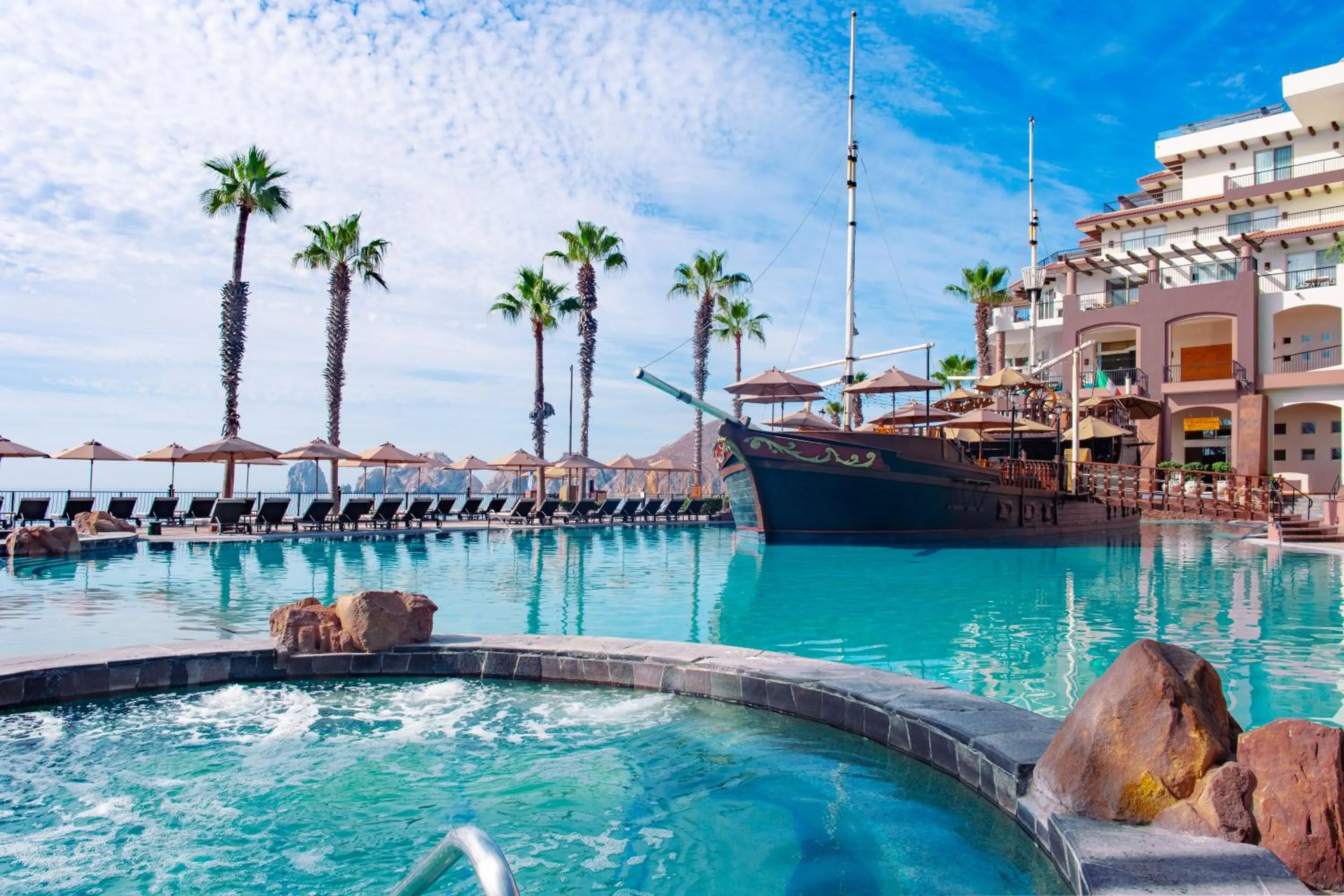 Swimming pool in Villa del Arco Beach Resort & Spa