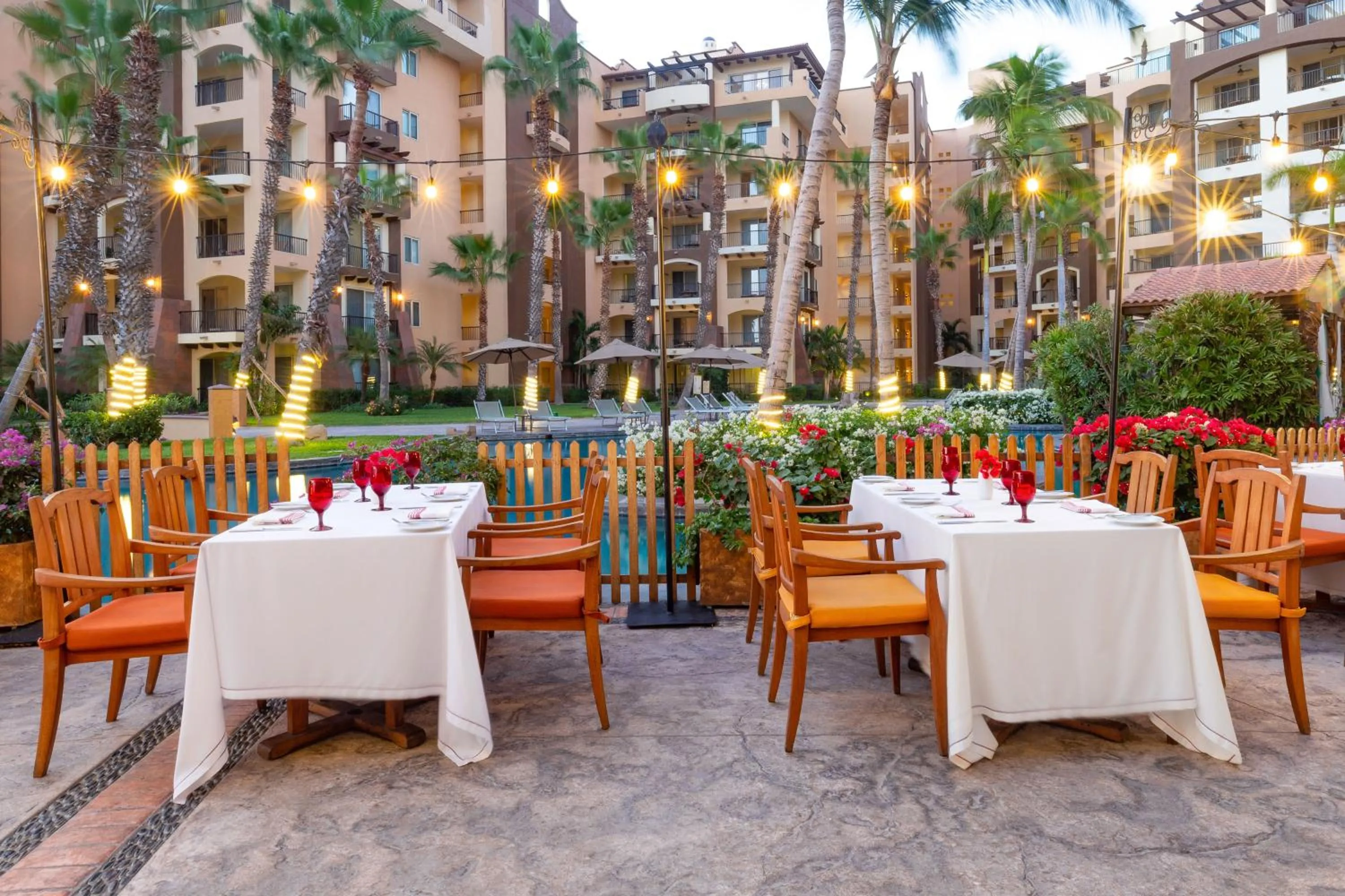 Restaurant/places to eat in Villa del Arco Beach Resort & Spa