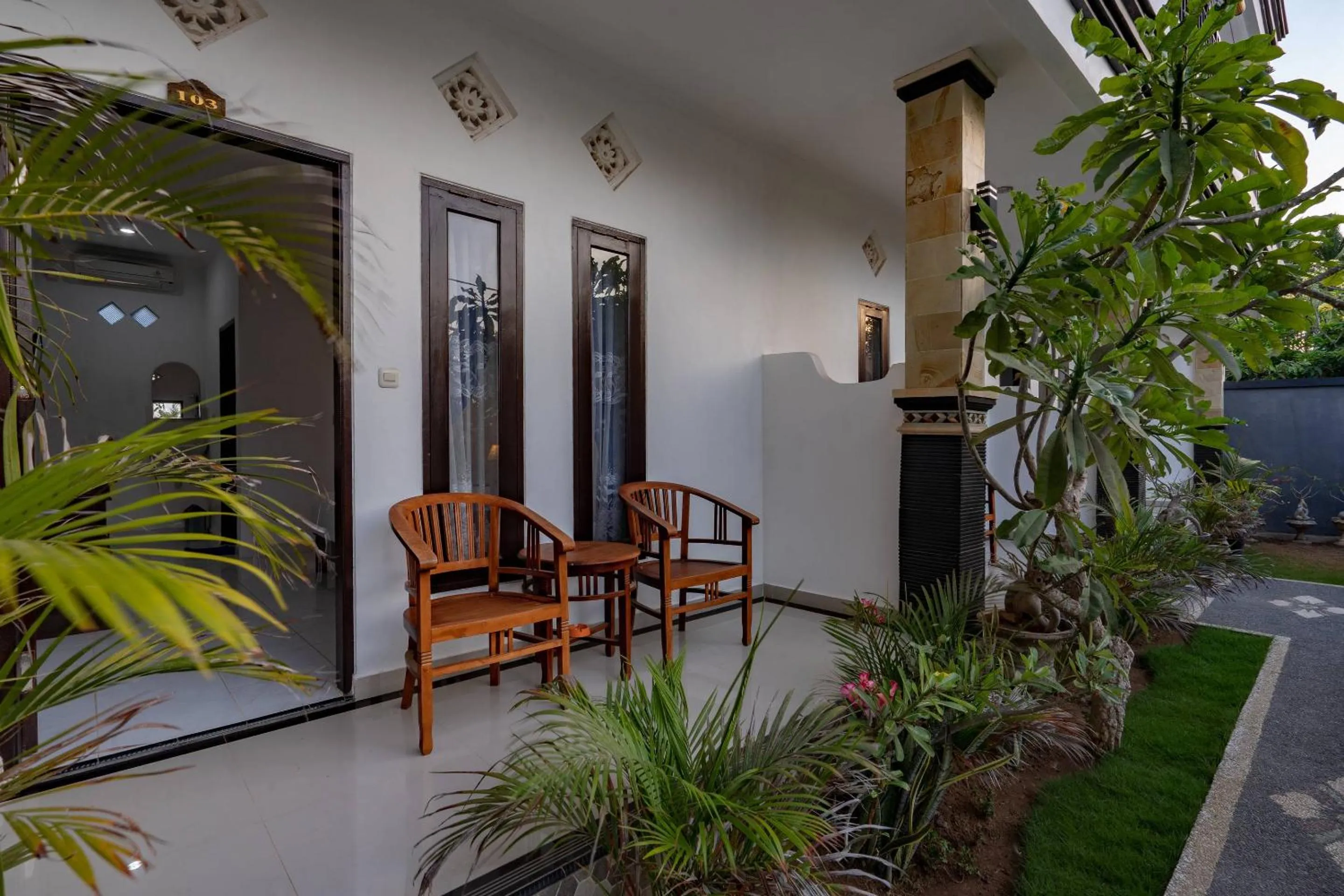 Patio in Nusa Sentana Lembongan Bali