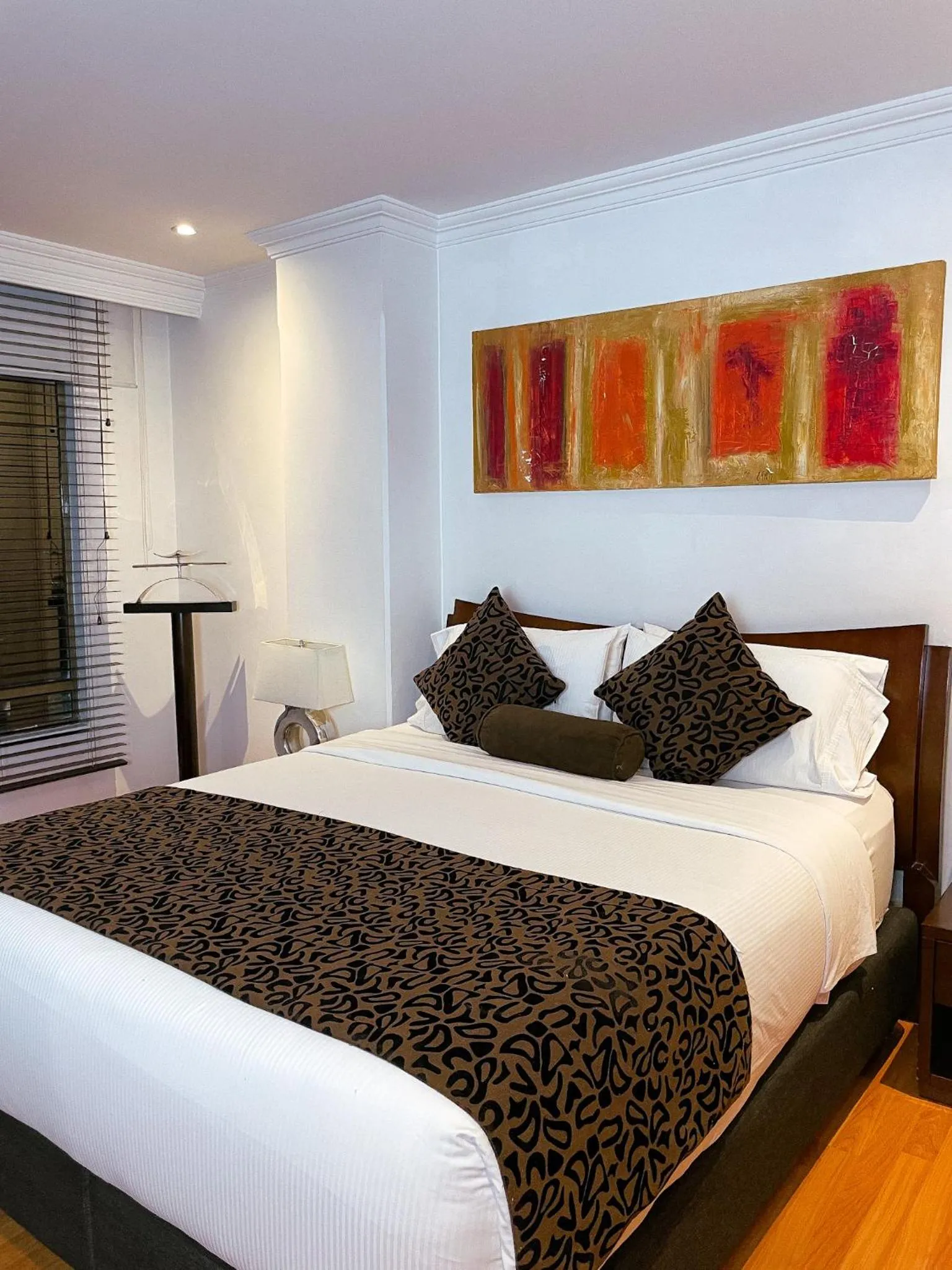 Decorative detail, Bed in Hotel Suites 108