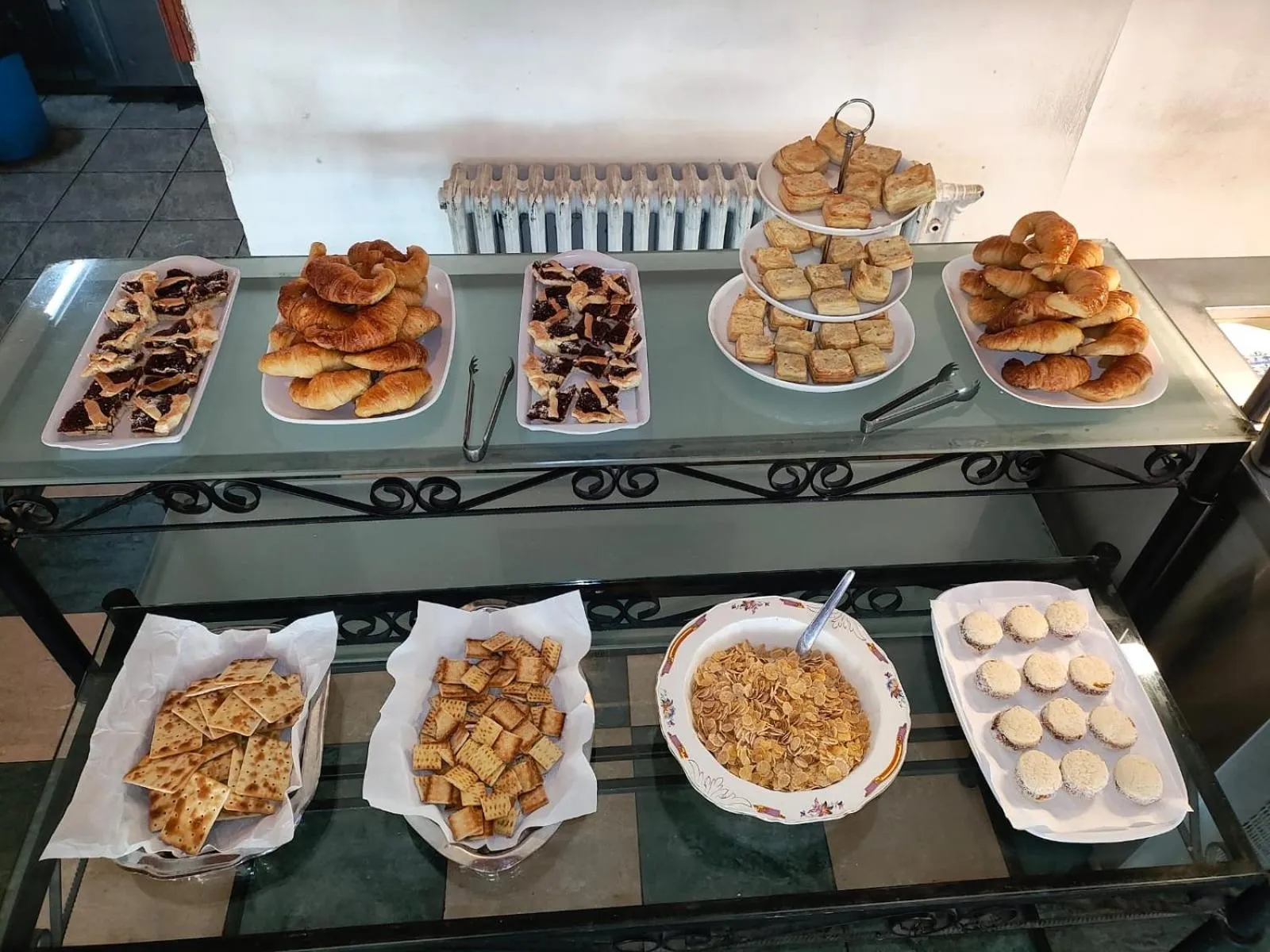 Buffet breakfast in Hotel El Cid