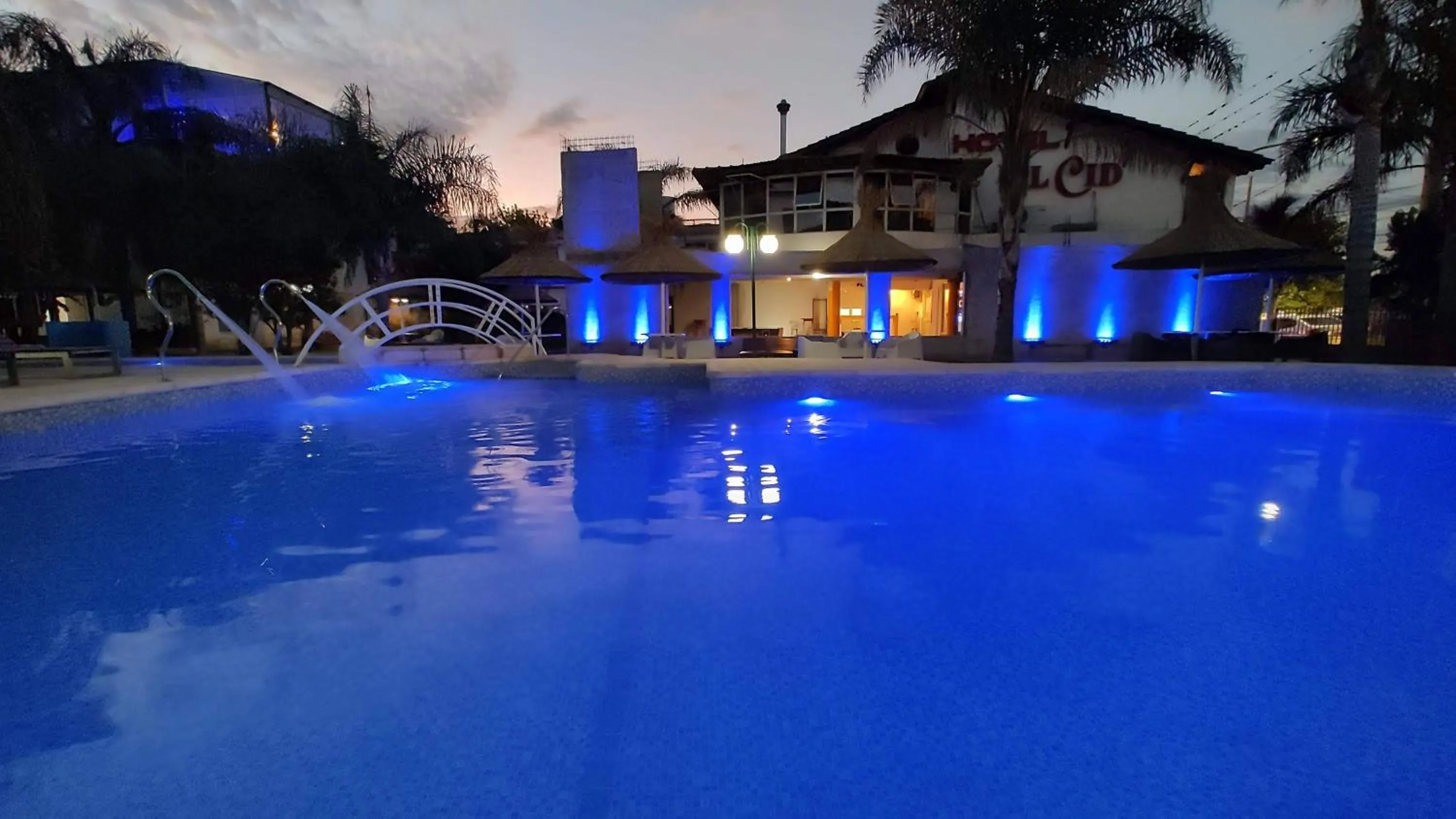 Pool view in Hotel El Cid