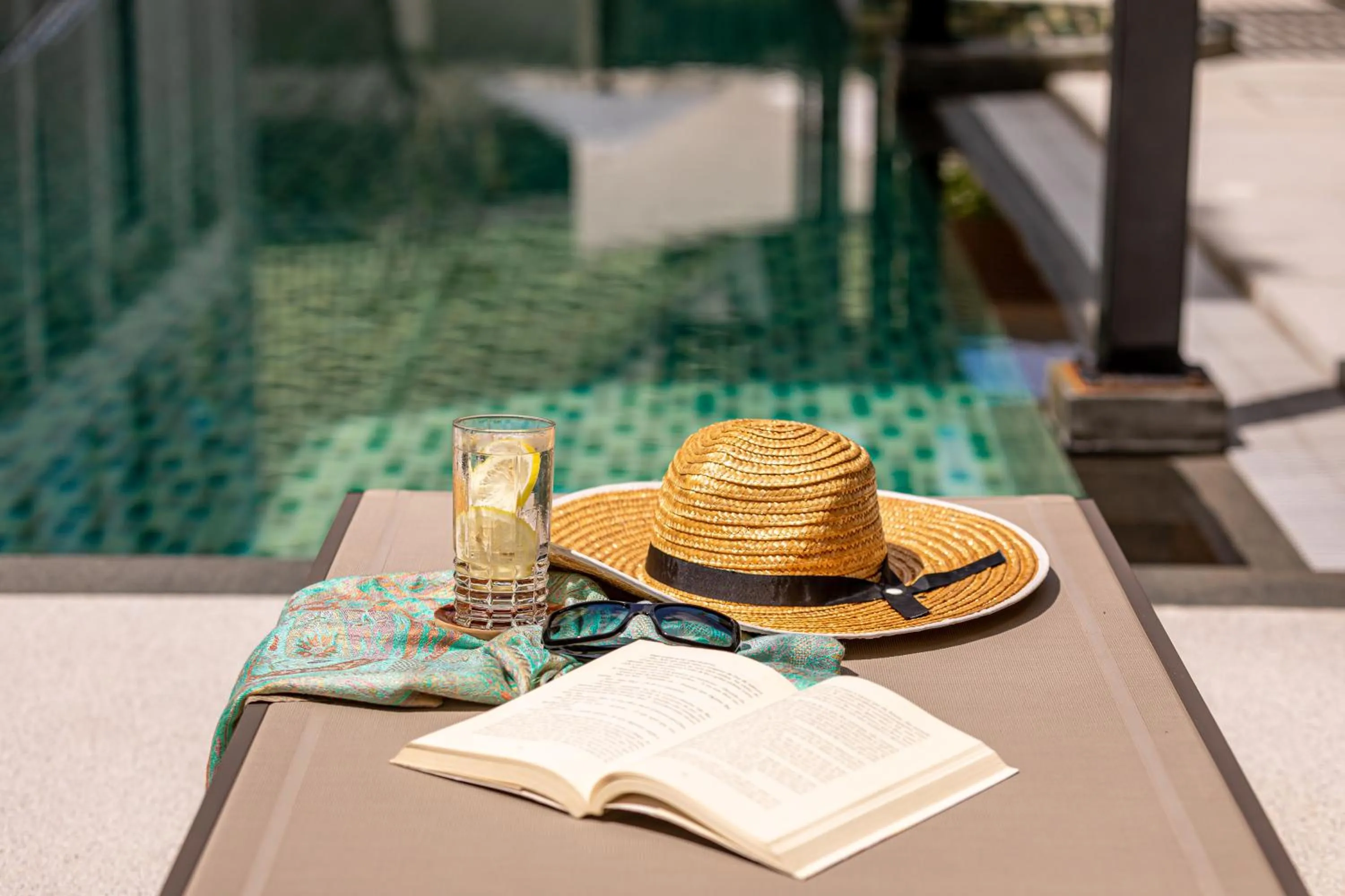 Food and drinks in OUTRIGGER Surin Beach Resort