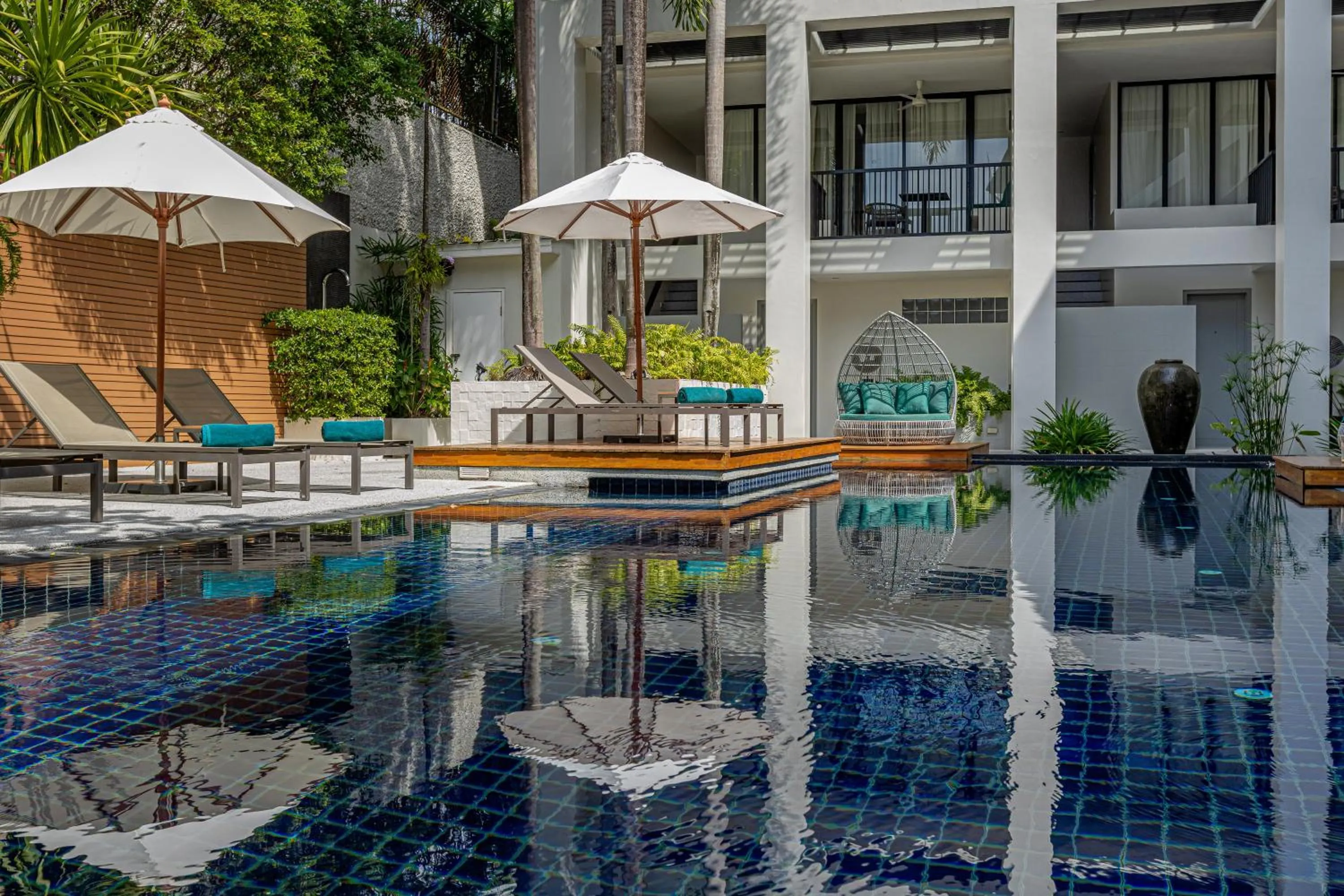 OUTRIGGER Surin Beach Resort