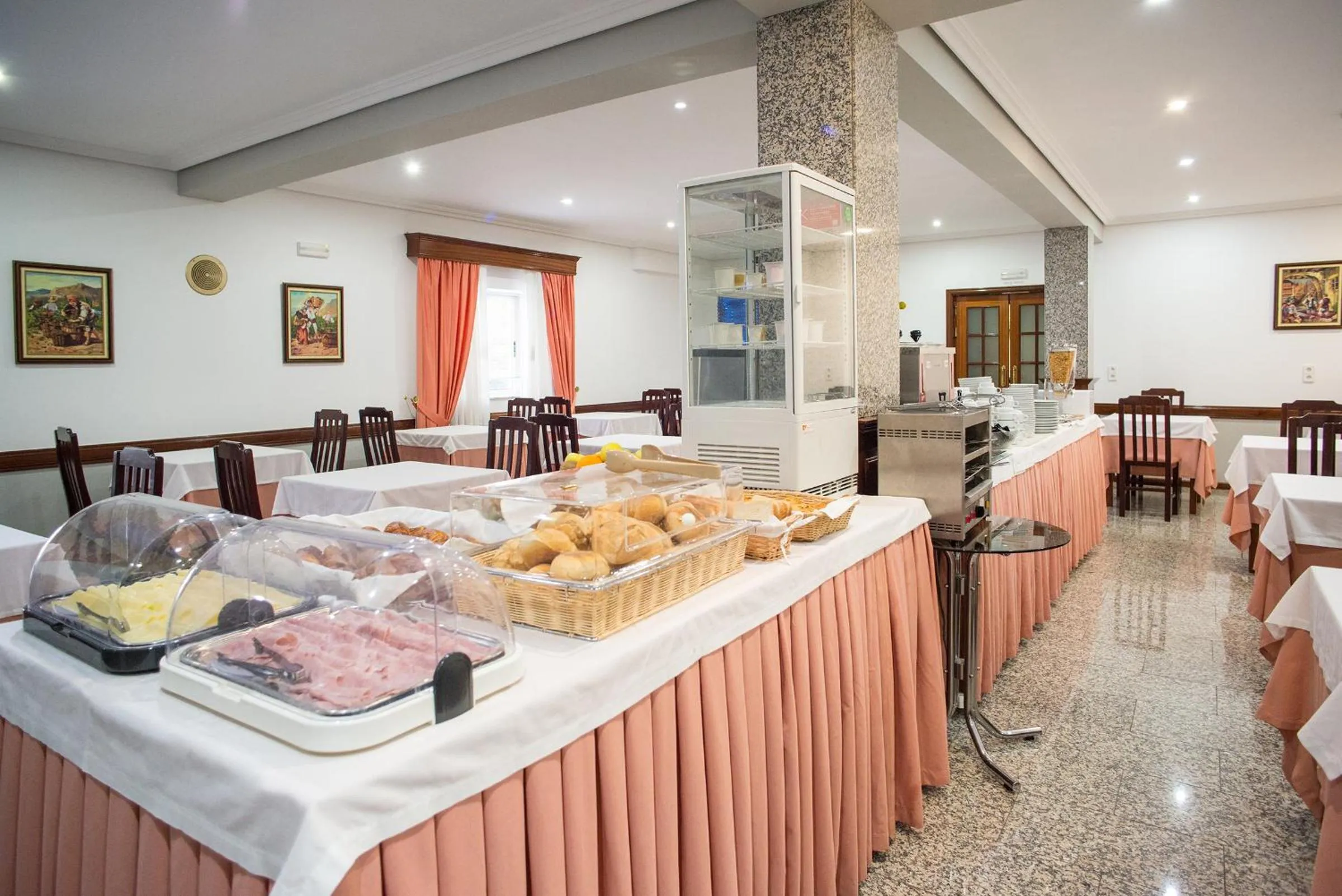 Buffet breakfast in Hotel Boavista I