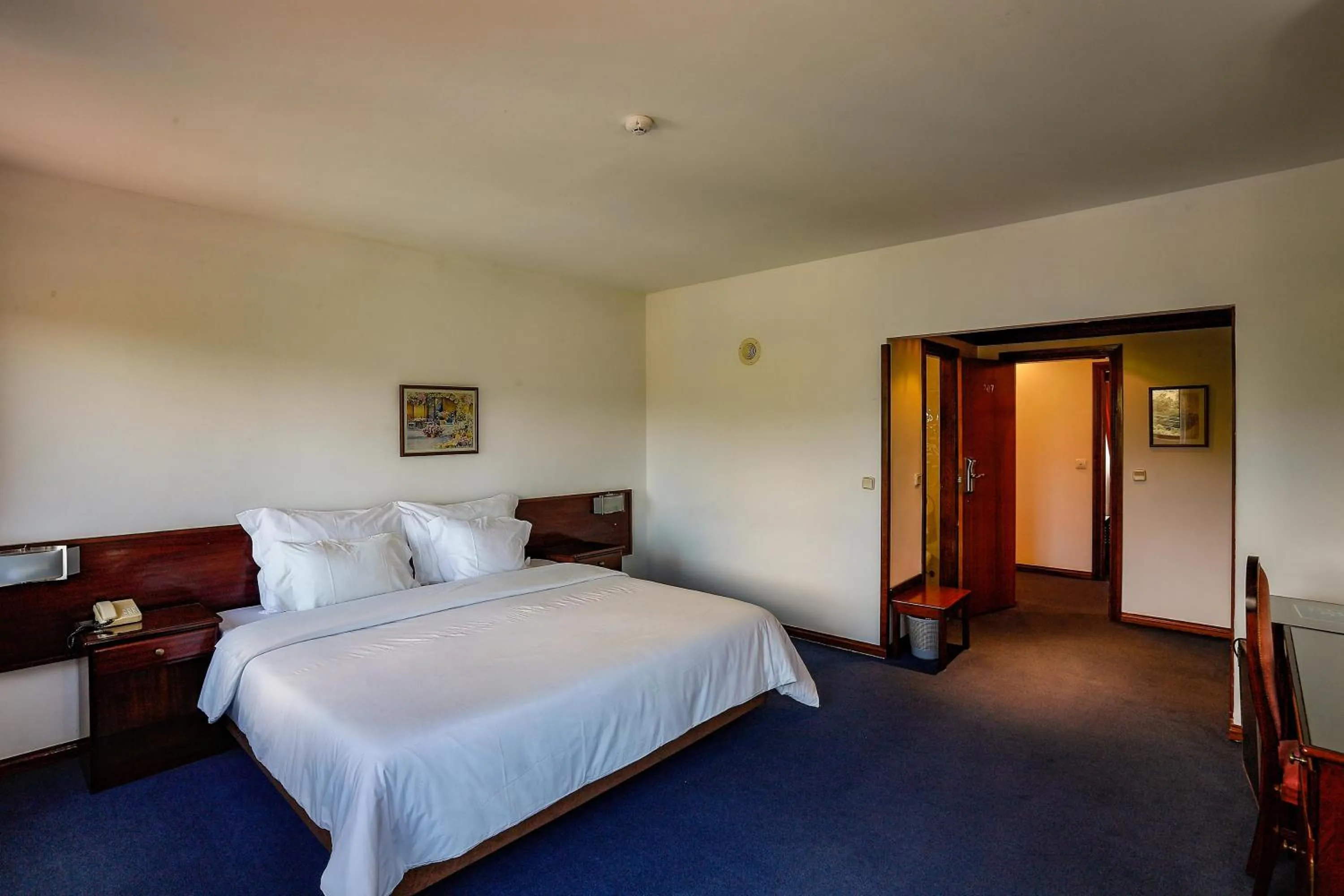 Bed in Hotel Boavista I