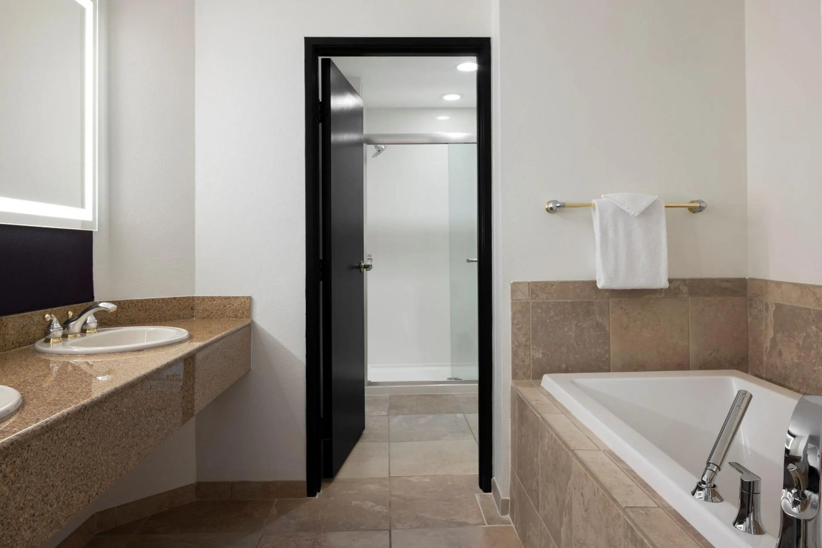 Bathroom in Harrah's Laughlin, A Caesars Destination