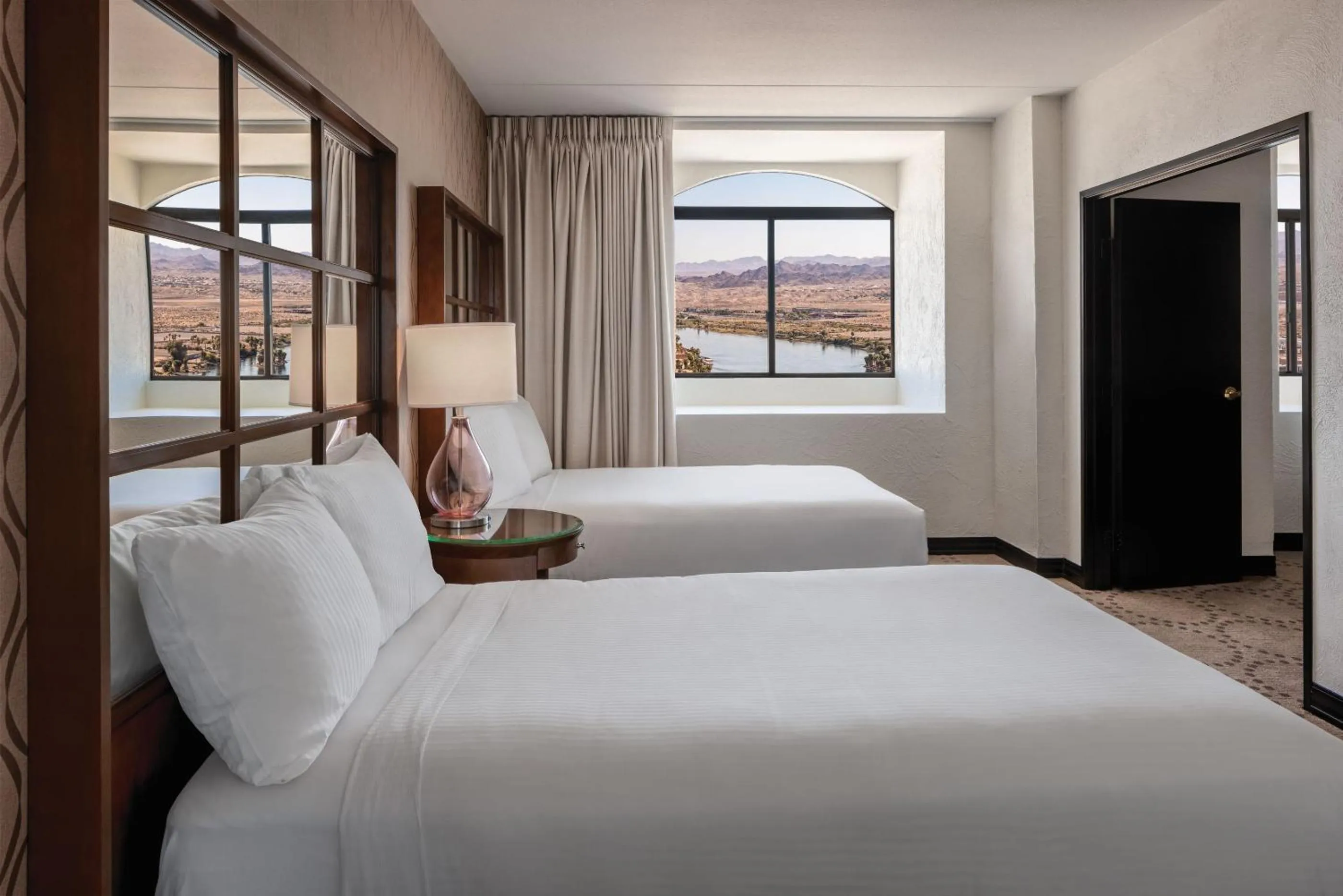 Bed in Harrah's Laughlin, A Caesars Destination