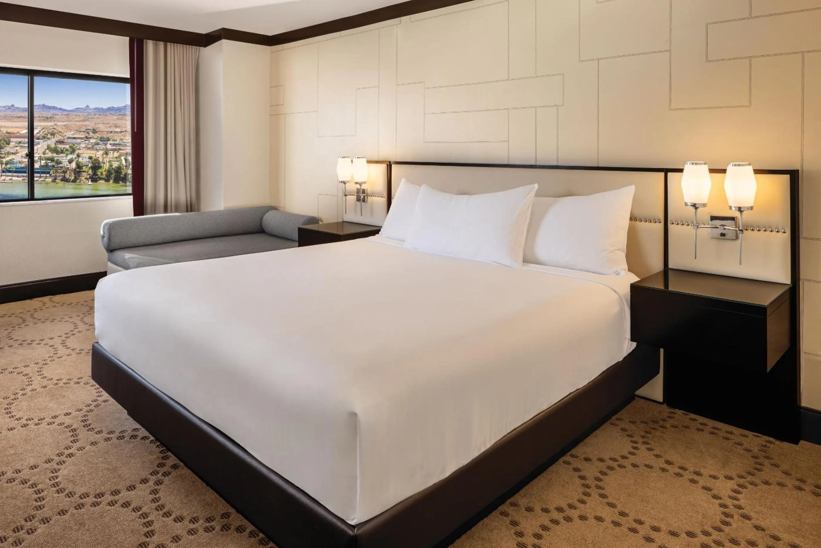 Bed in Harrah's Laughlin, A Caesars Destination