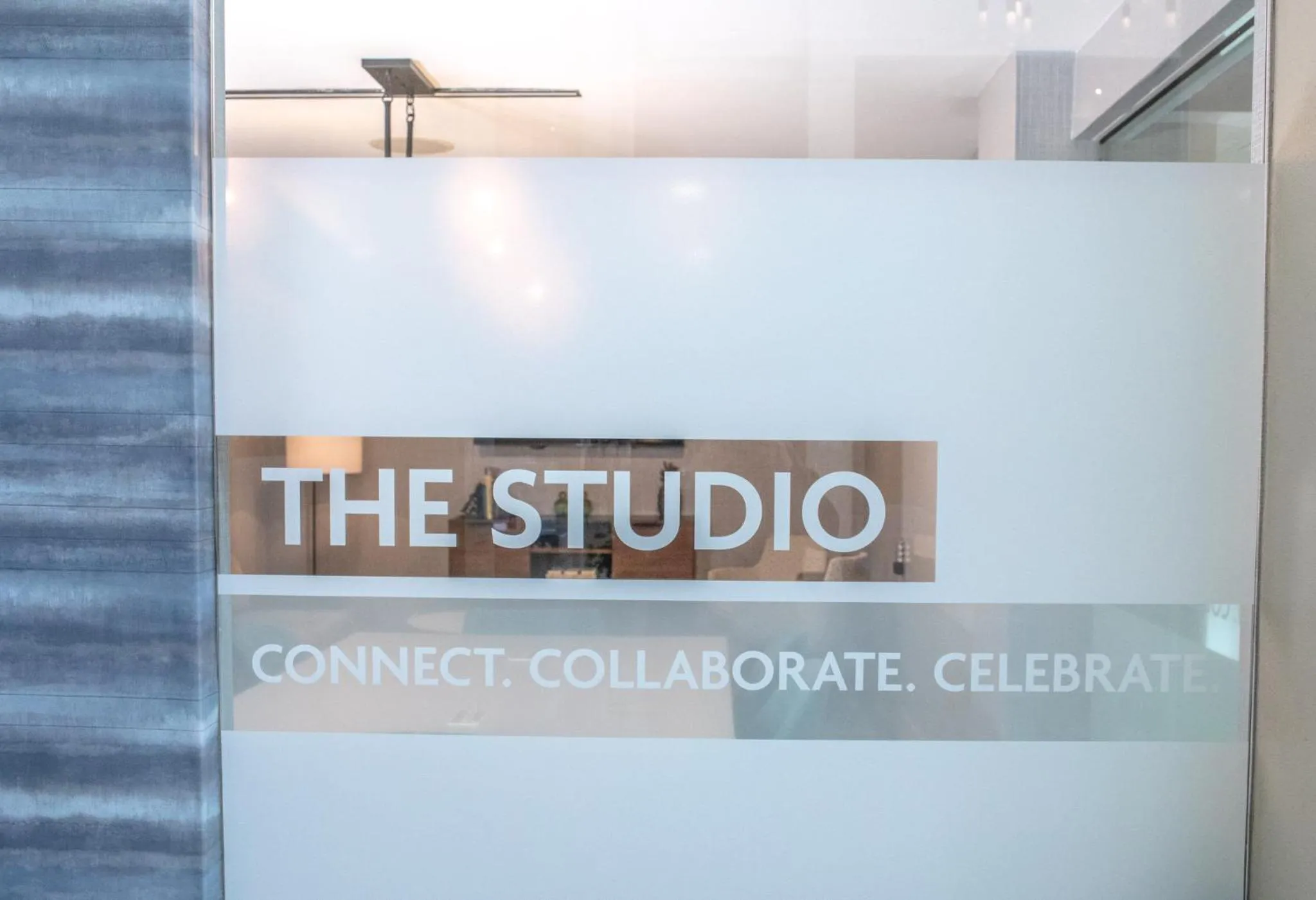 Meeting/conference room in Crowne Plaza Charleston by IHG