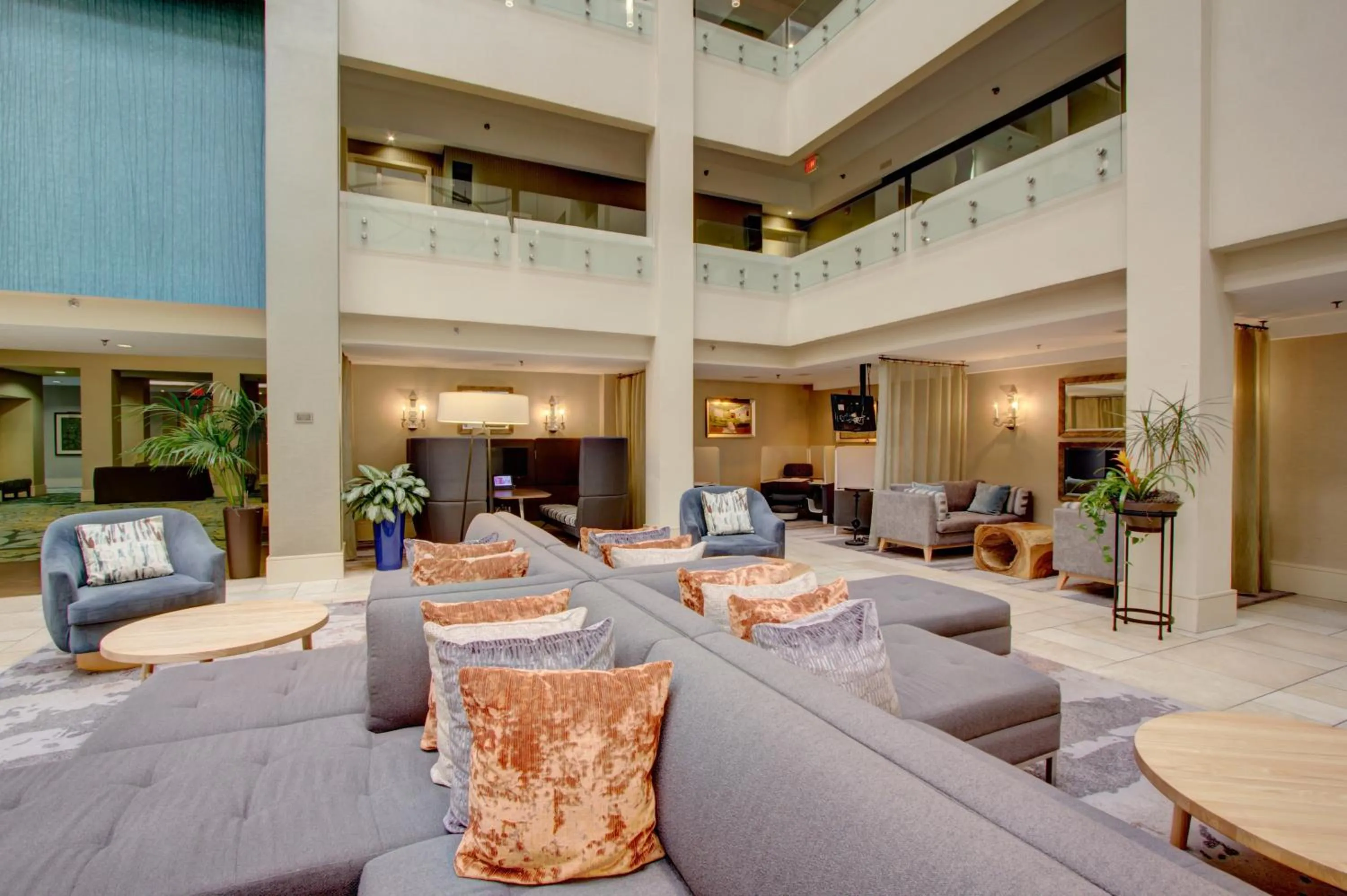 Property building in Crowne Plaza Charleston by IHG