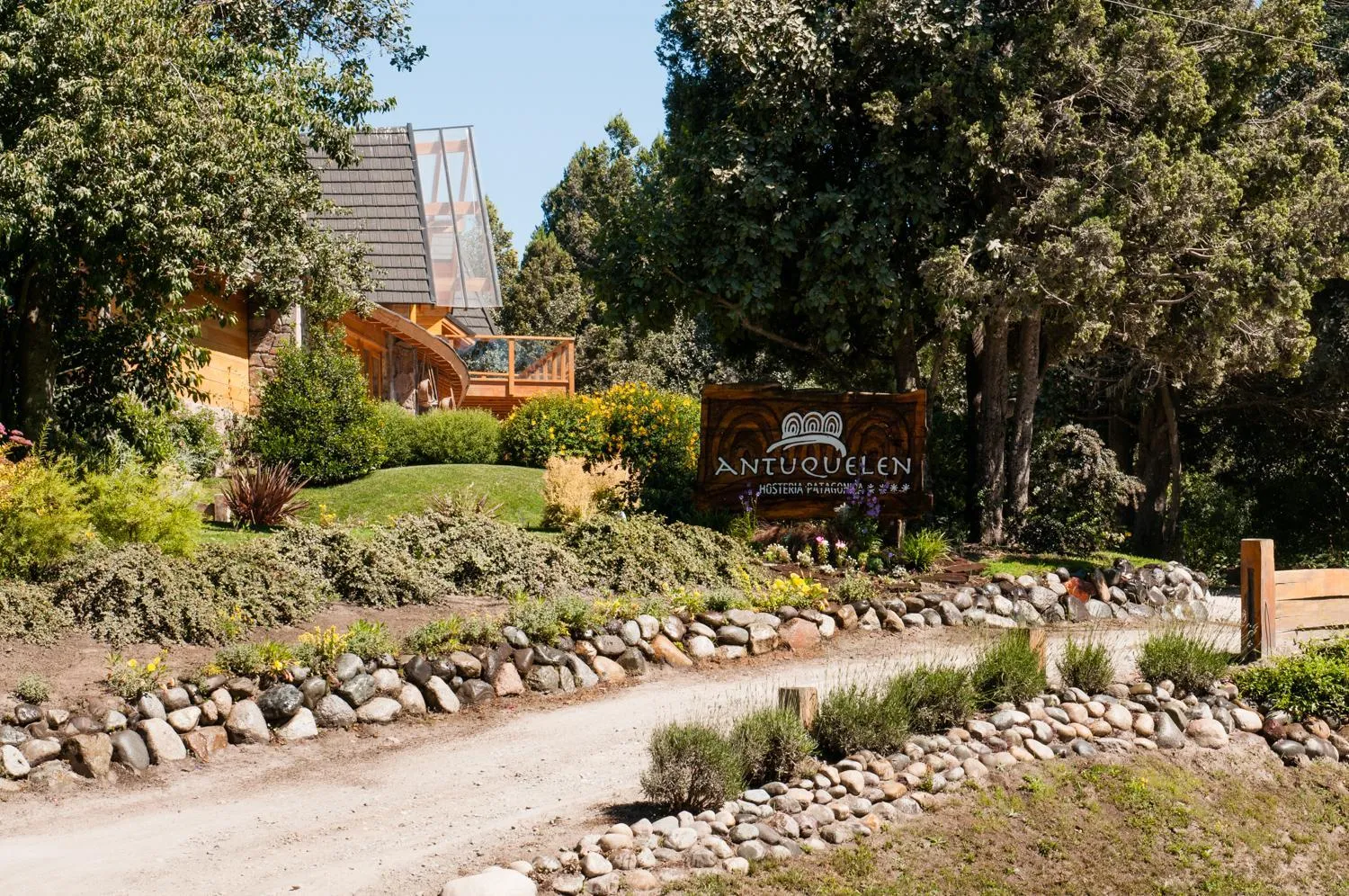 Facade/entrance in Antuquelen