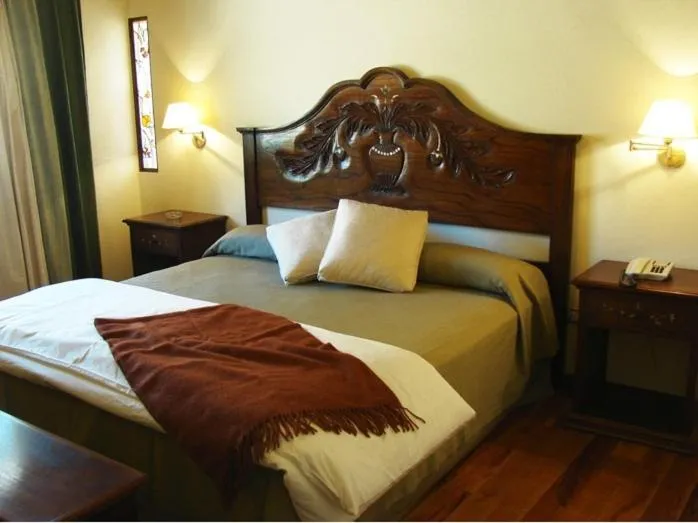Bed in Hotel Marqués De Tojo