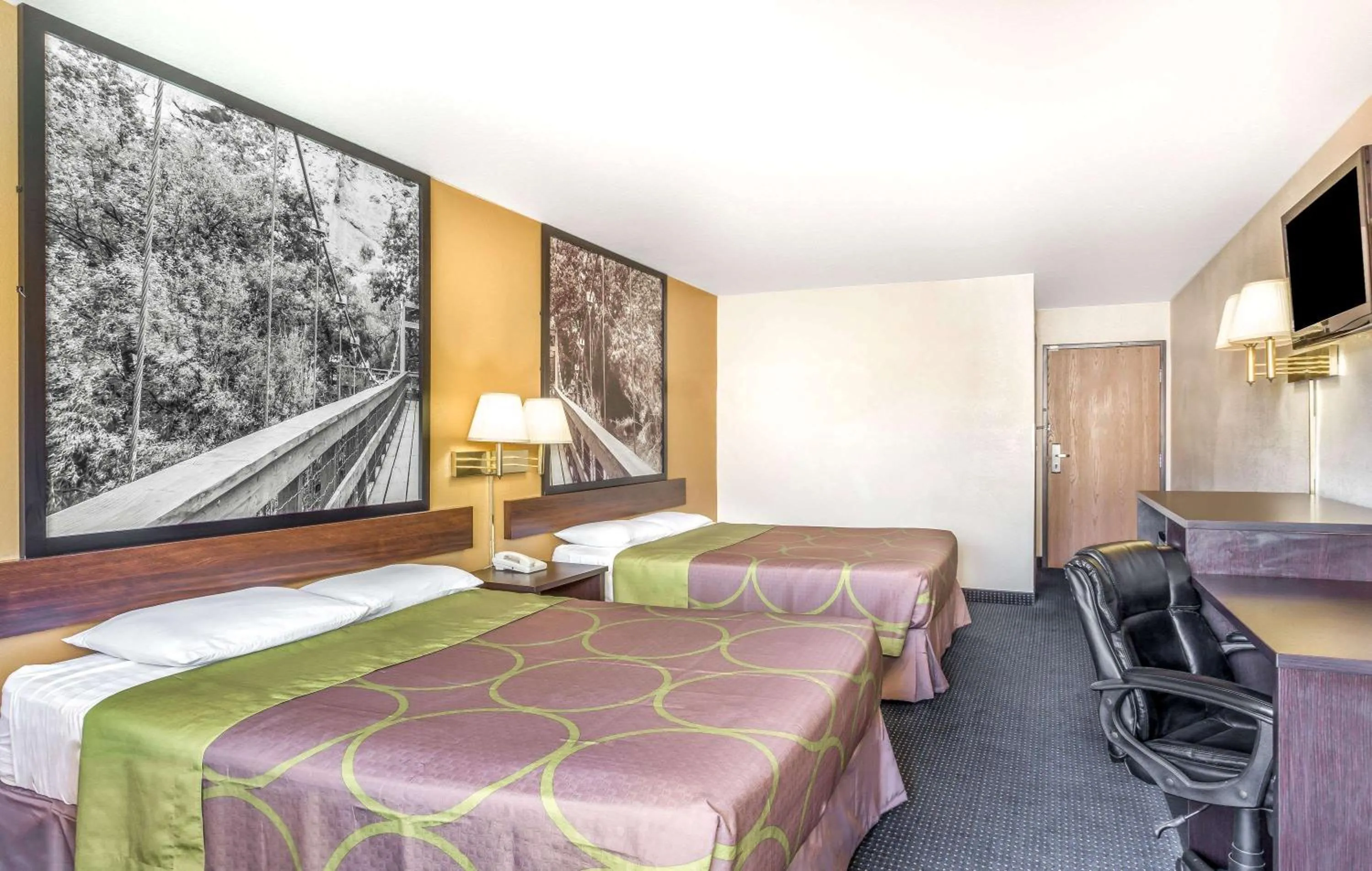 On site, Bed in Super 8 by Wyndham Mesa Gilbert