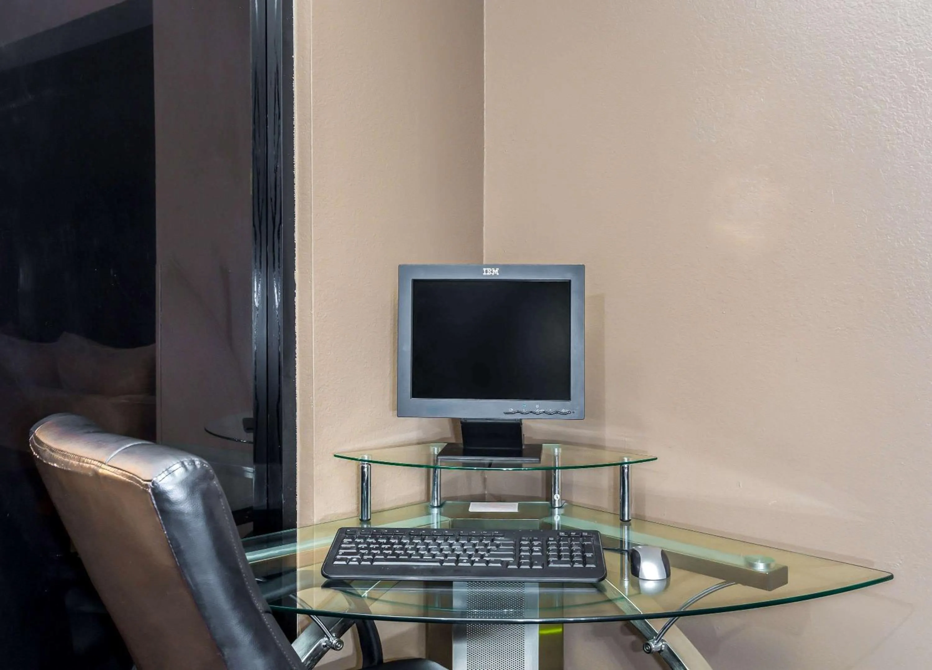 Business facilities in Super 8 by Wyndham Mesa Gilbert