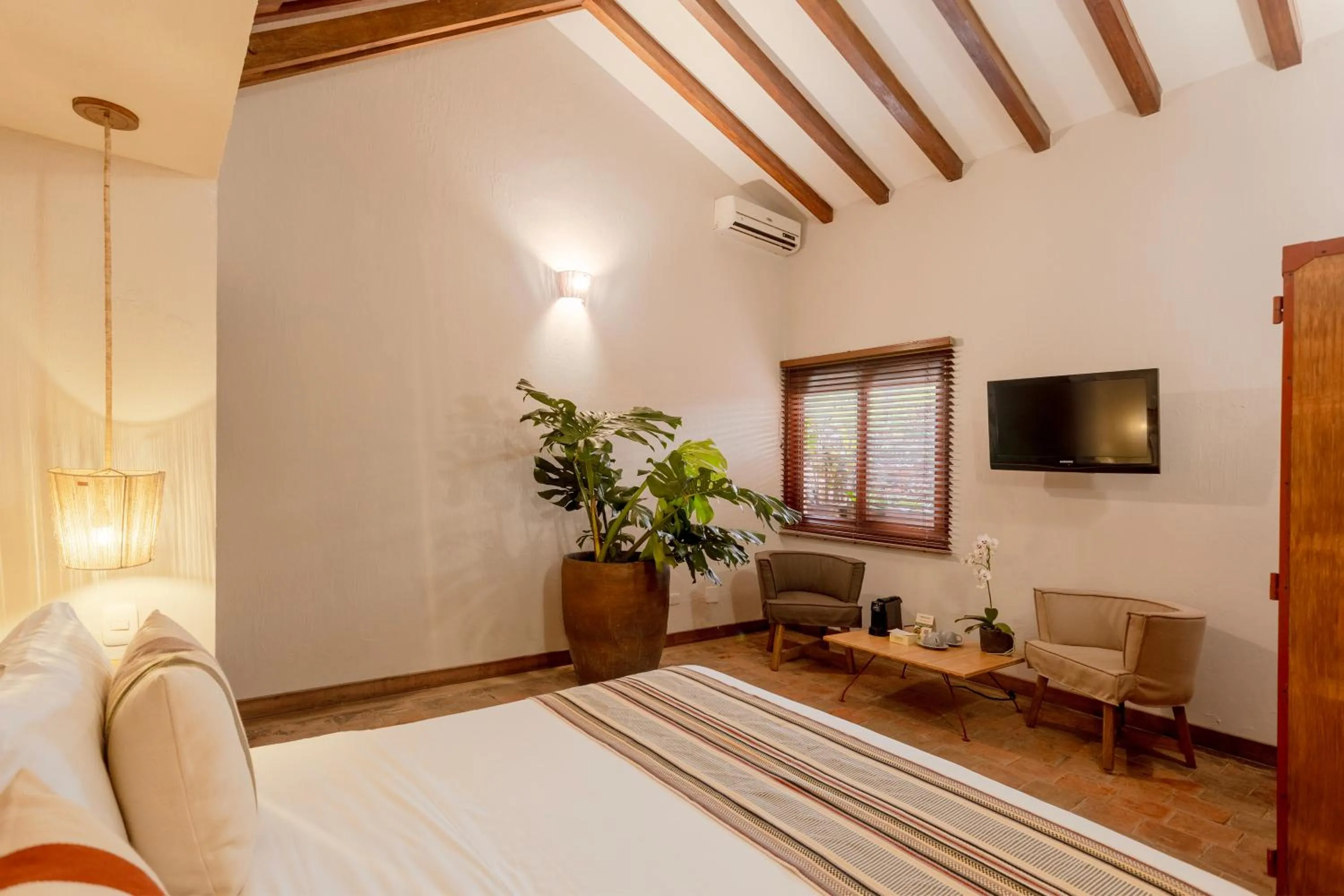 Photo of the whole room, Bed in Sazagua Hotel Boutique