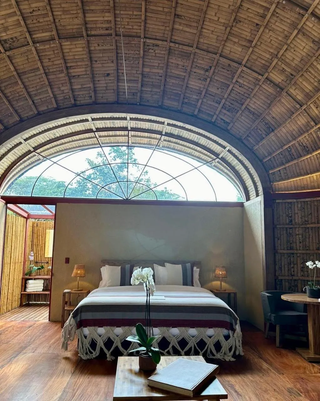 Photo of the whole room, Bed in Sazagua Hotel Boutique