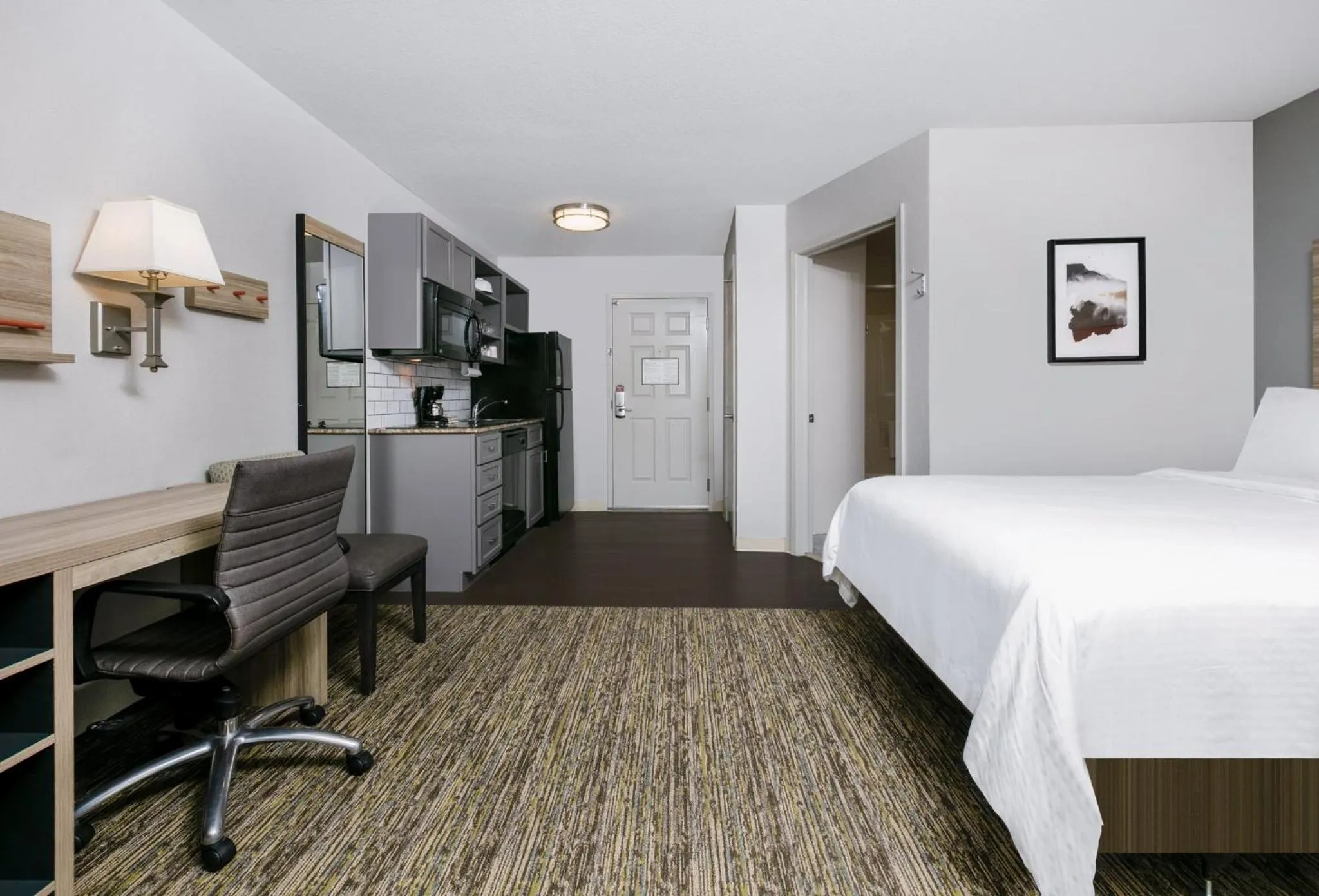 Photo of the whole room, Bed in Candlewood Suites Fort Worth West by IHG