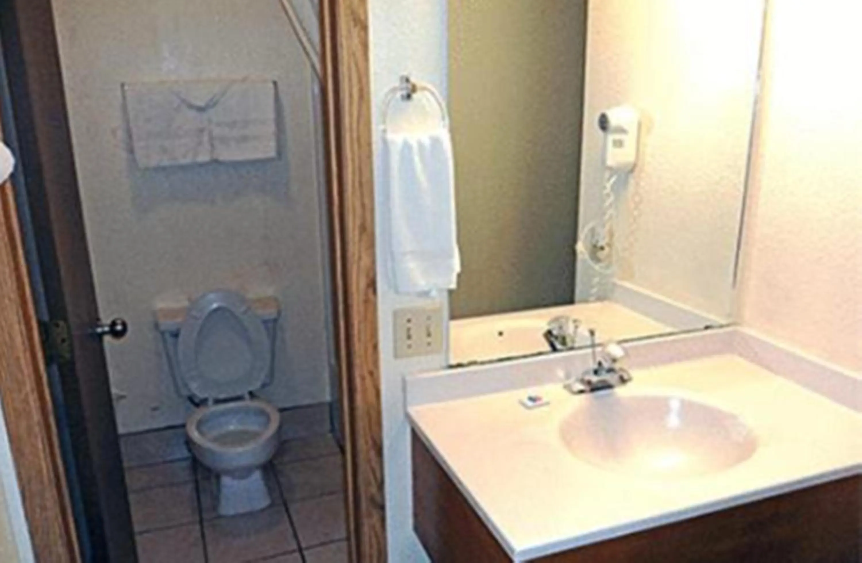 Bathroom in Motel 6-Silver City, NM