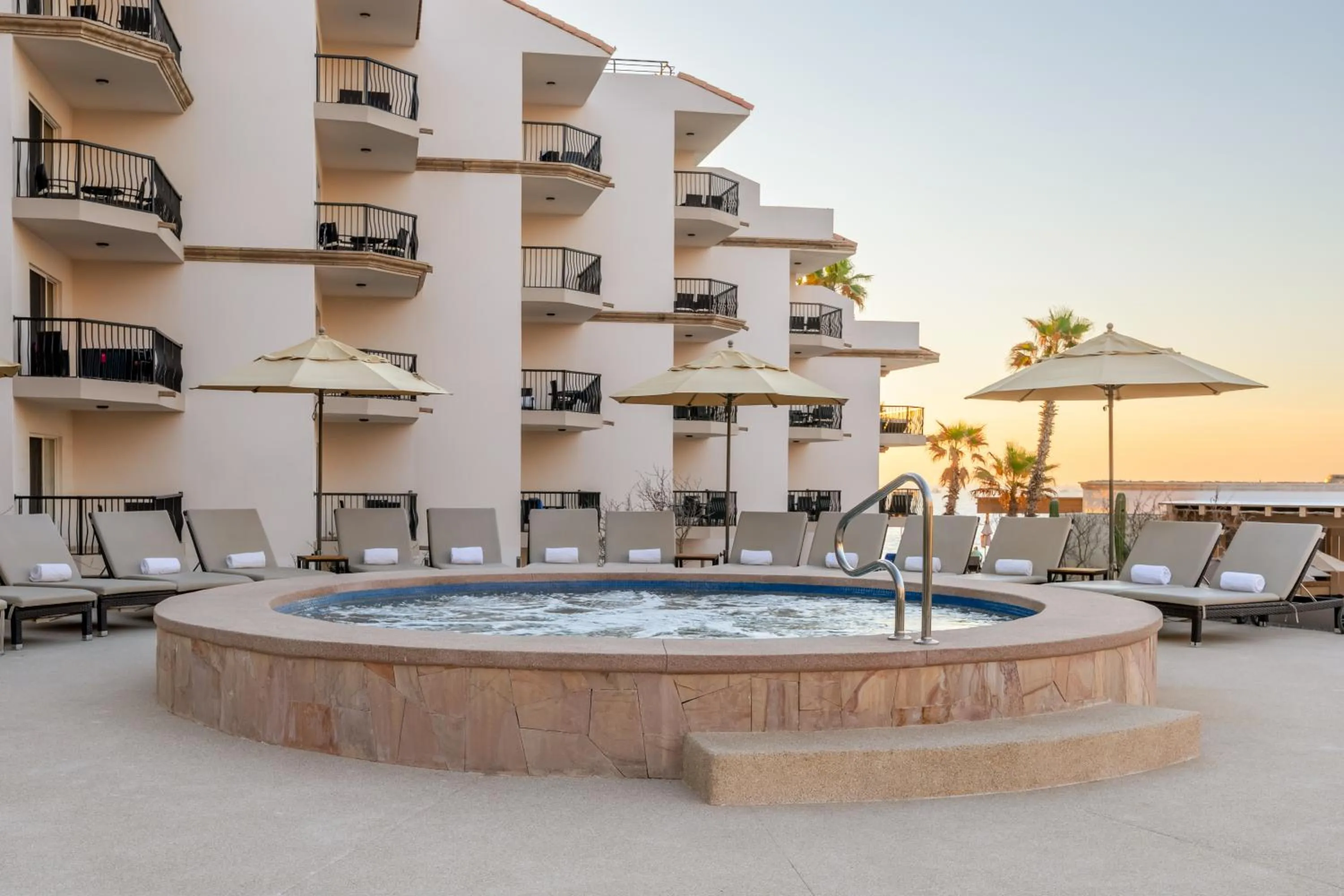 Swimming pool in Villa del Palmar Beach Resort & Spa