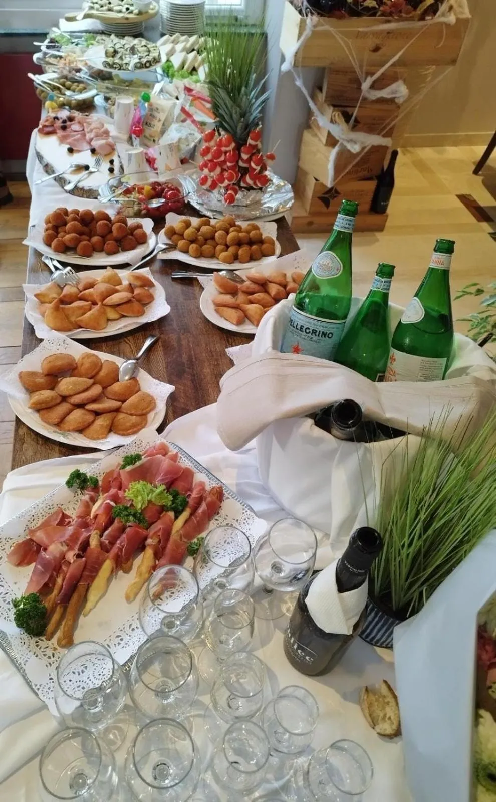 Food and drinks in Auberge La Veranda