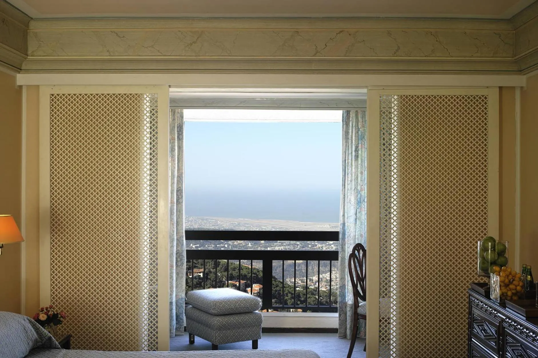Bedroom in Hotel Al Bustan