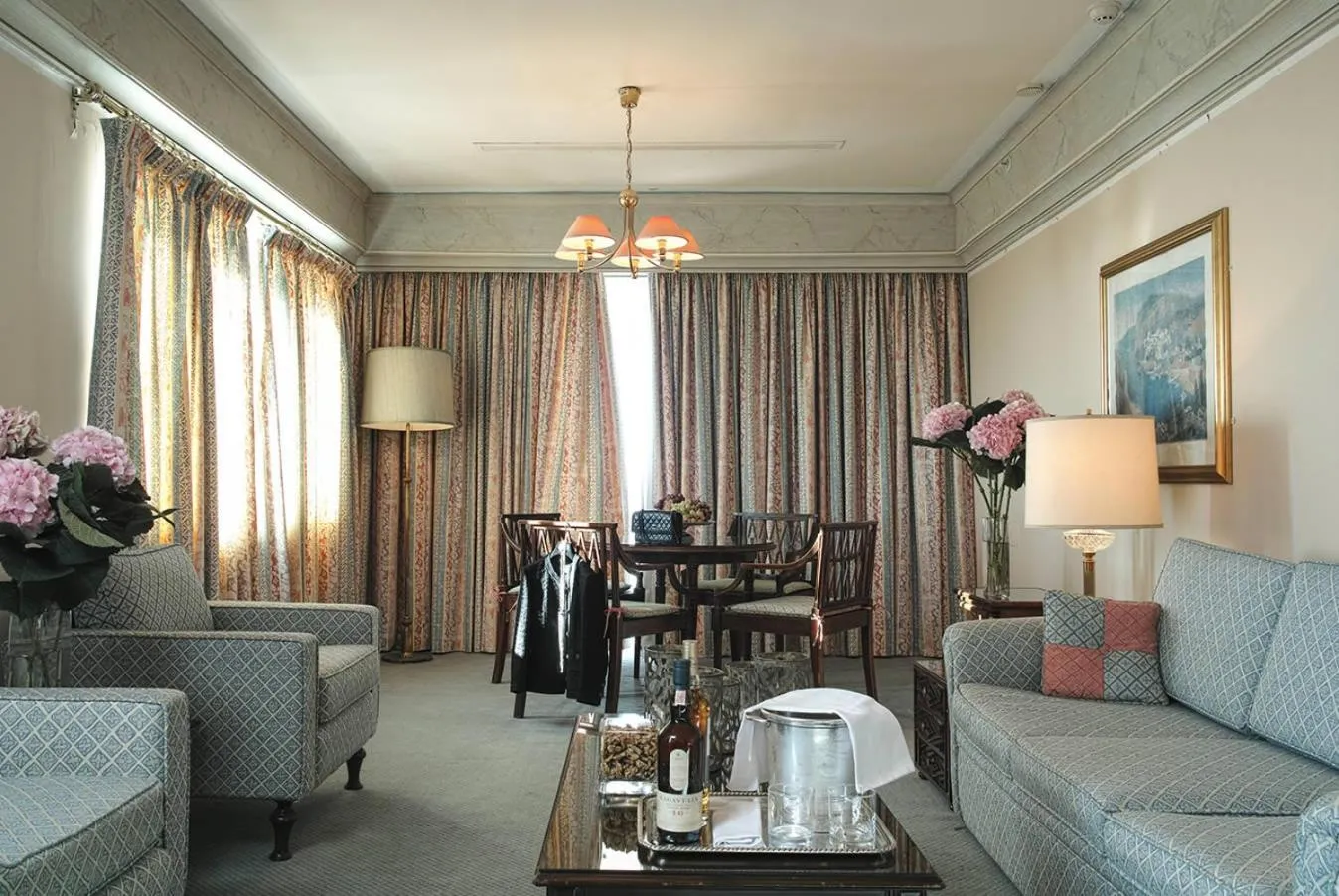 Bedroom in Hotel Al Bustan