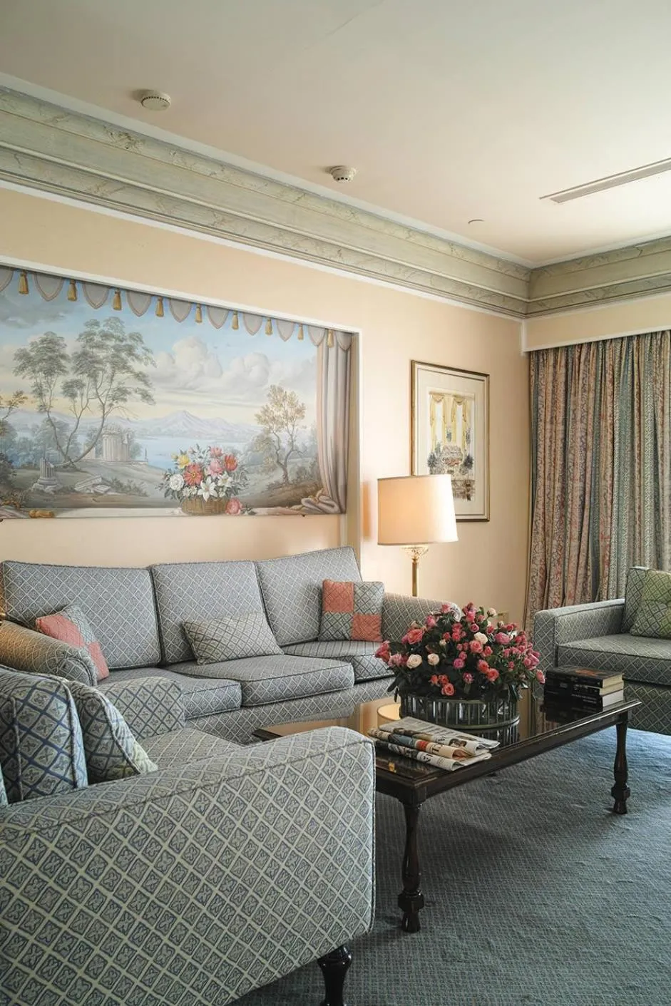 Bedroom in Hotel Al Bustan