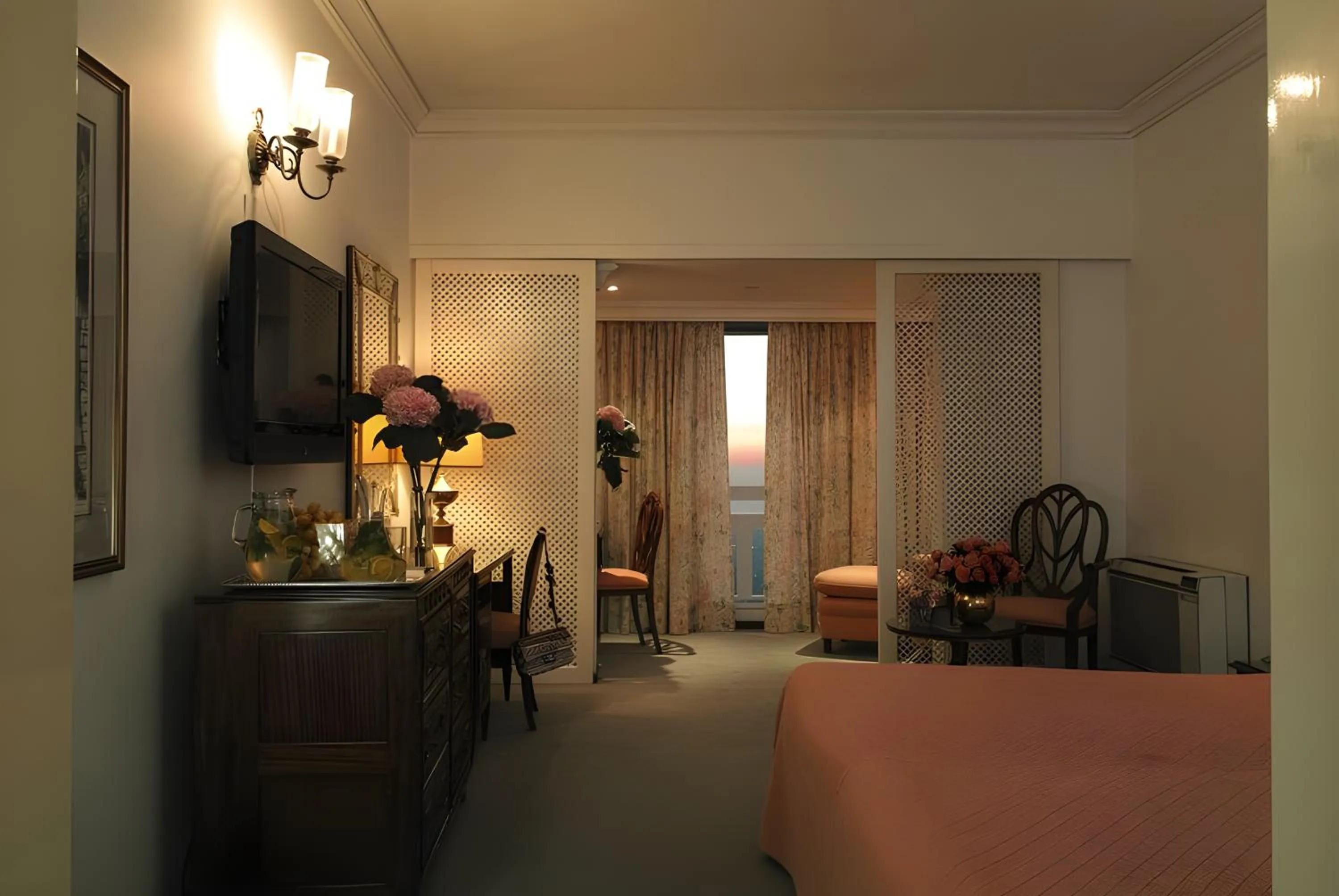 Bedroom in Hotel Al Bustan