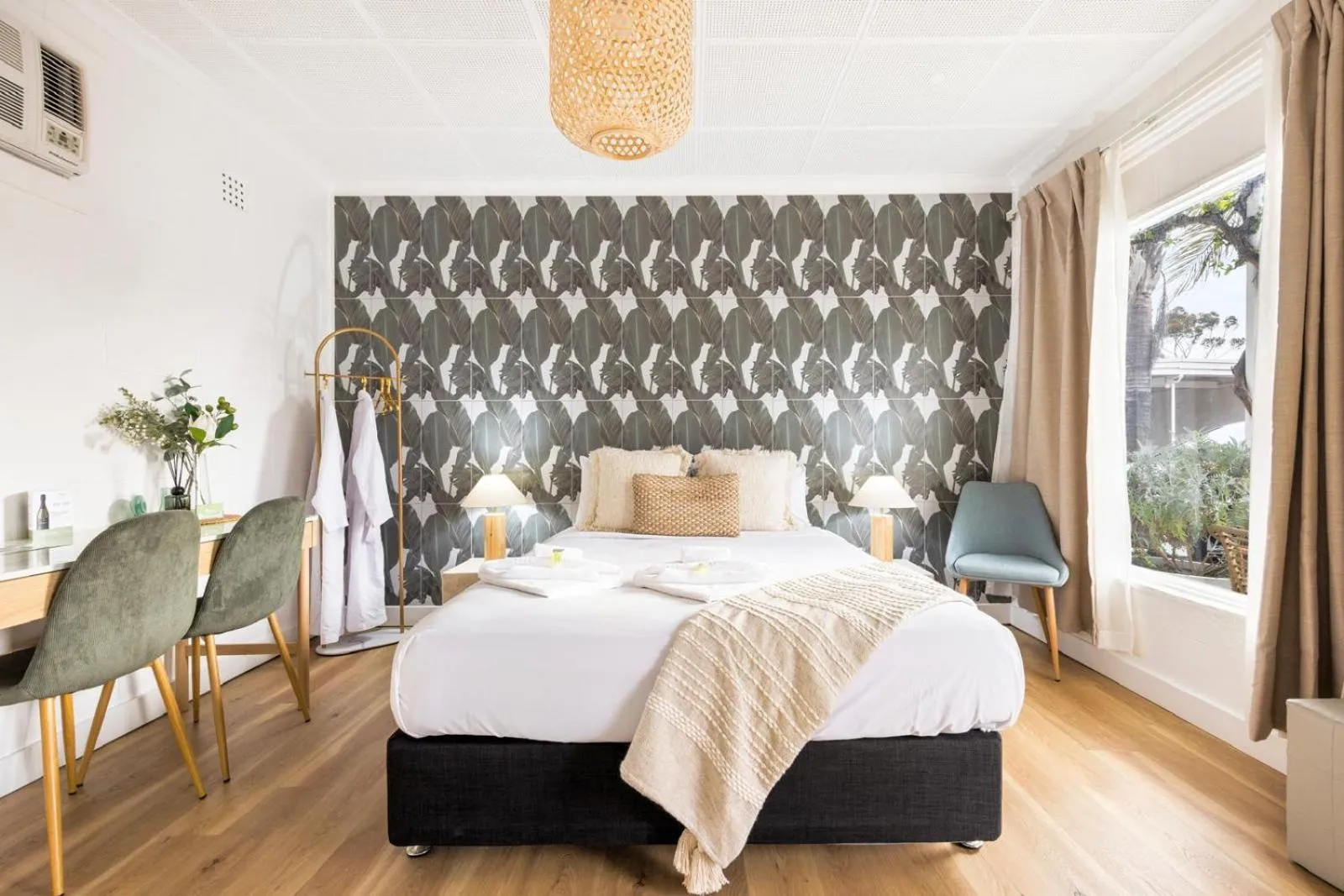 Bed in Barossa Palms Motel