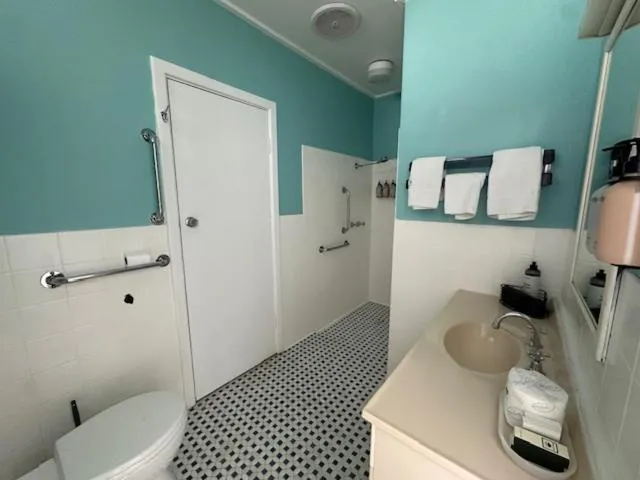 Bathroom in Lyndoch Hill