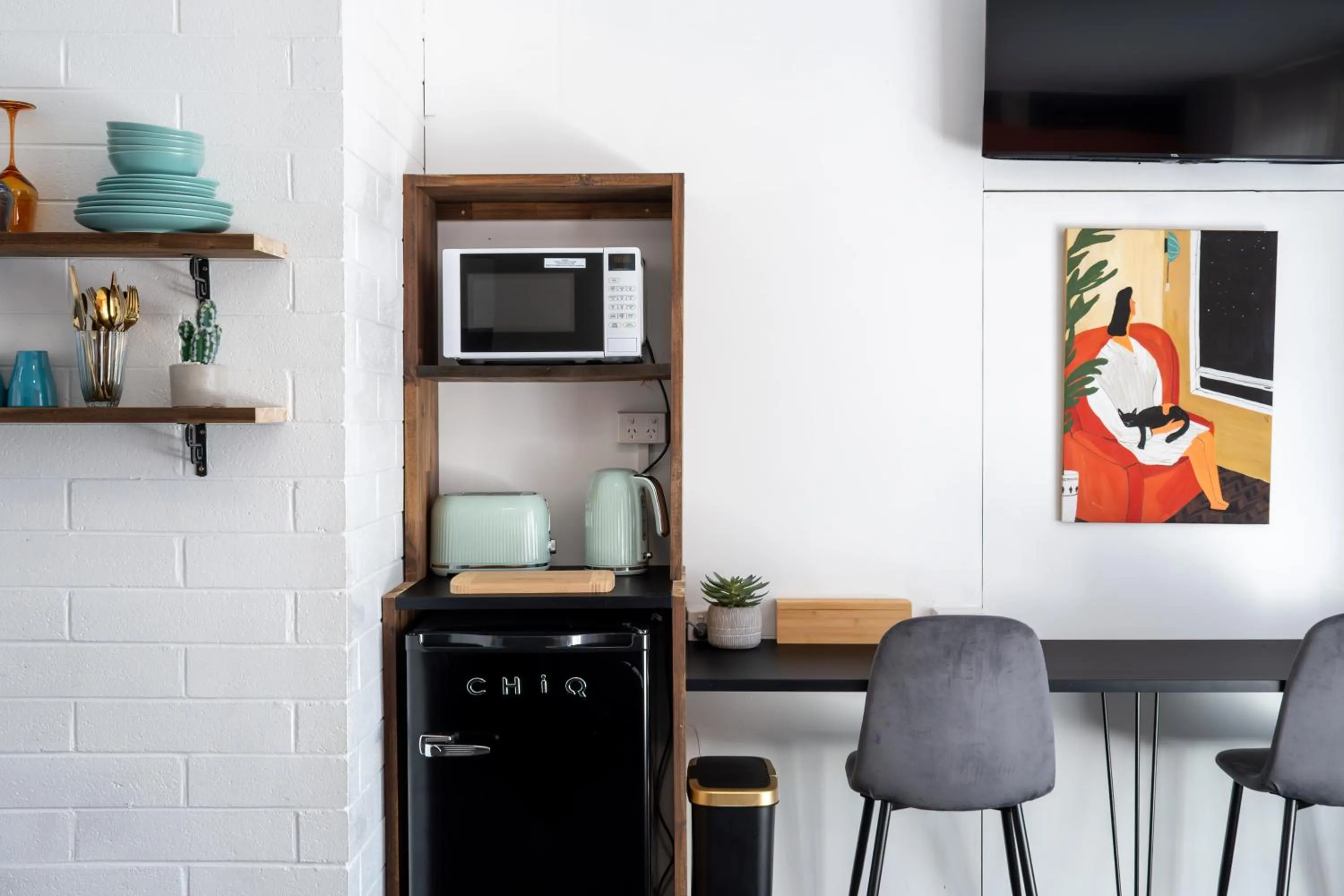 Kitchen or kitchenette in The Lyndoch Motel