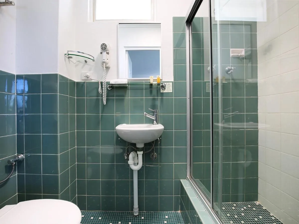 Bathroom in Boat Harbour Motel