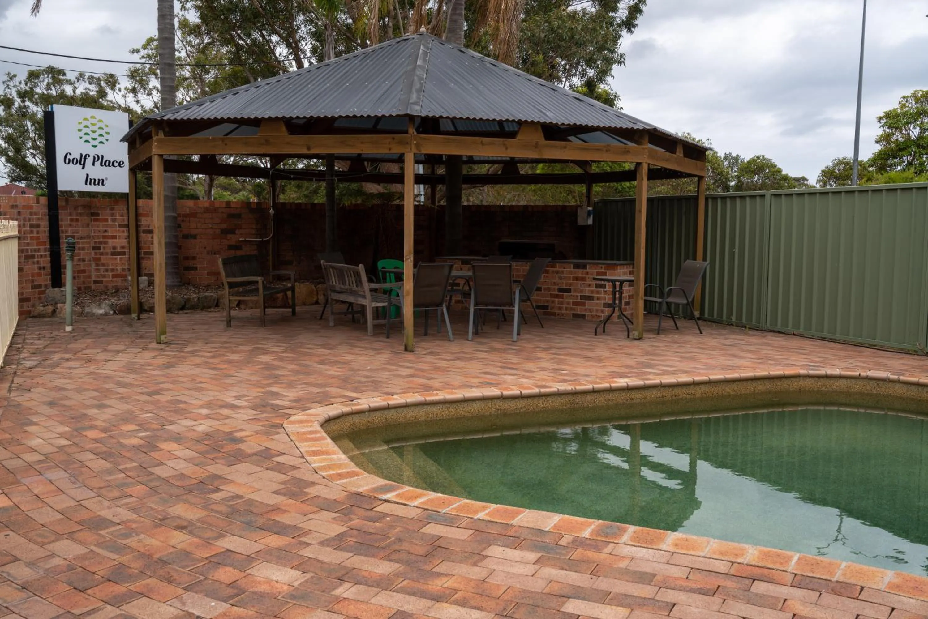 Golf Place Inn Wollongong