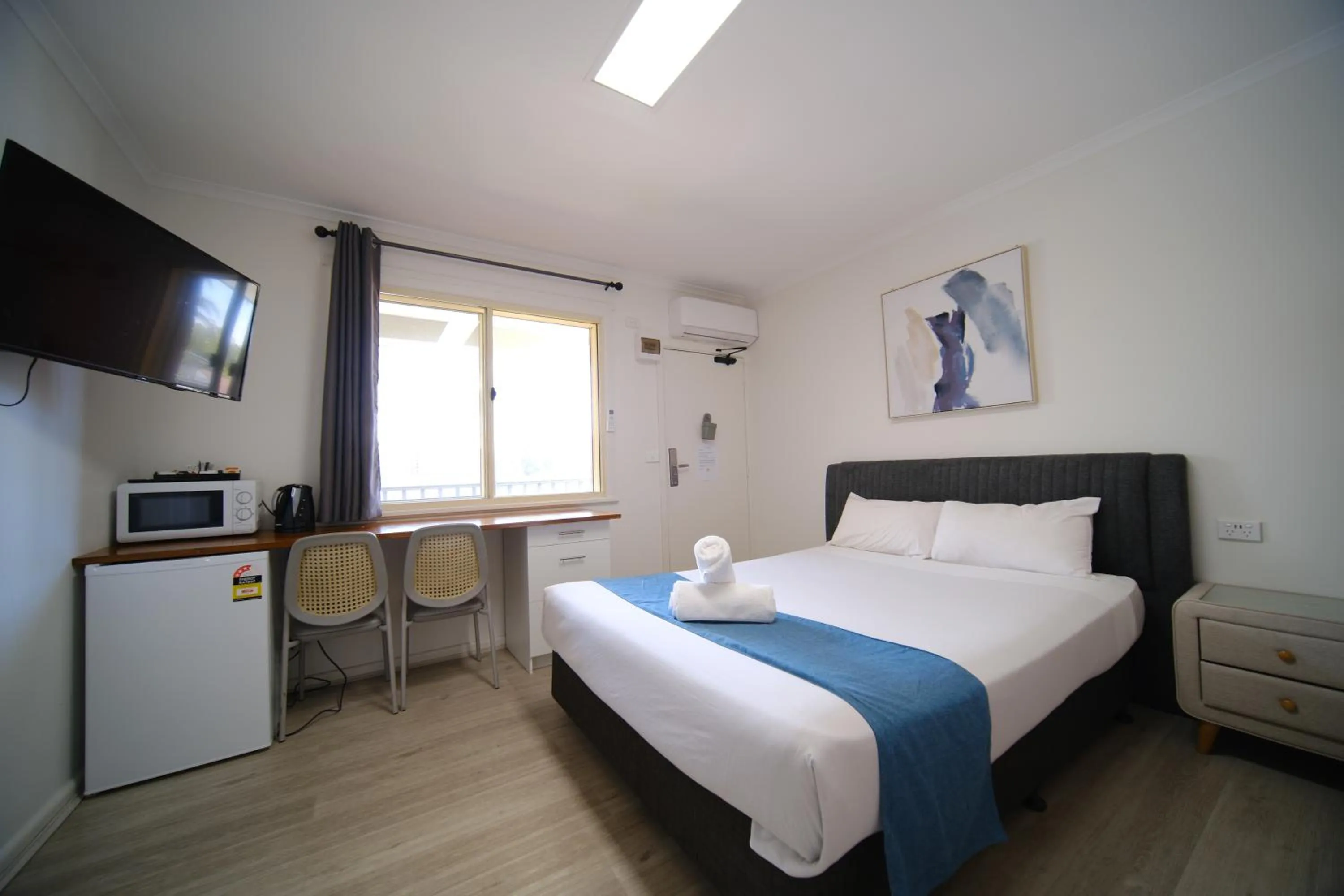 Bed in Golf Place Inn Wollongong